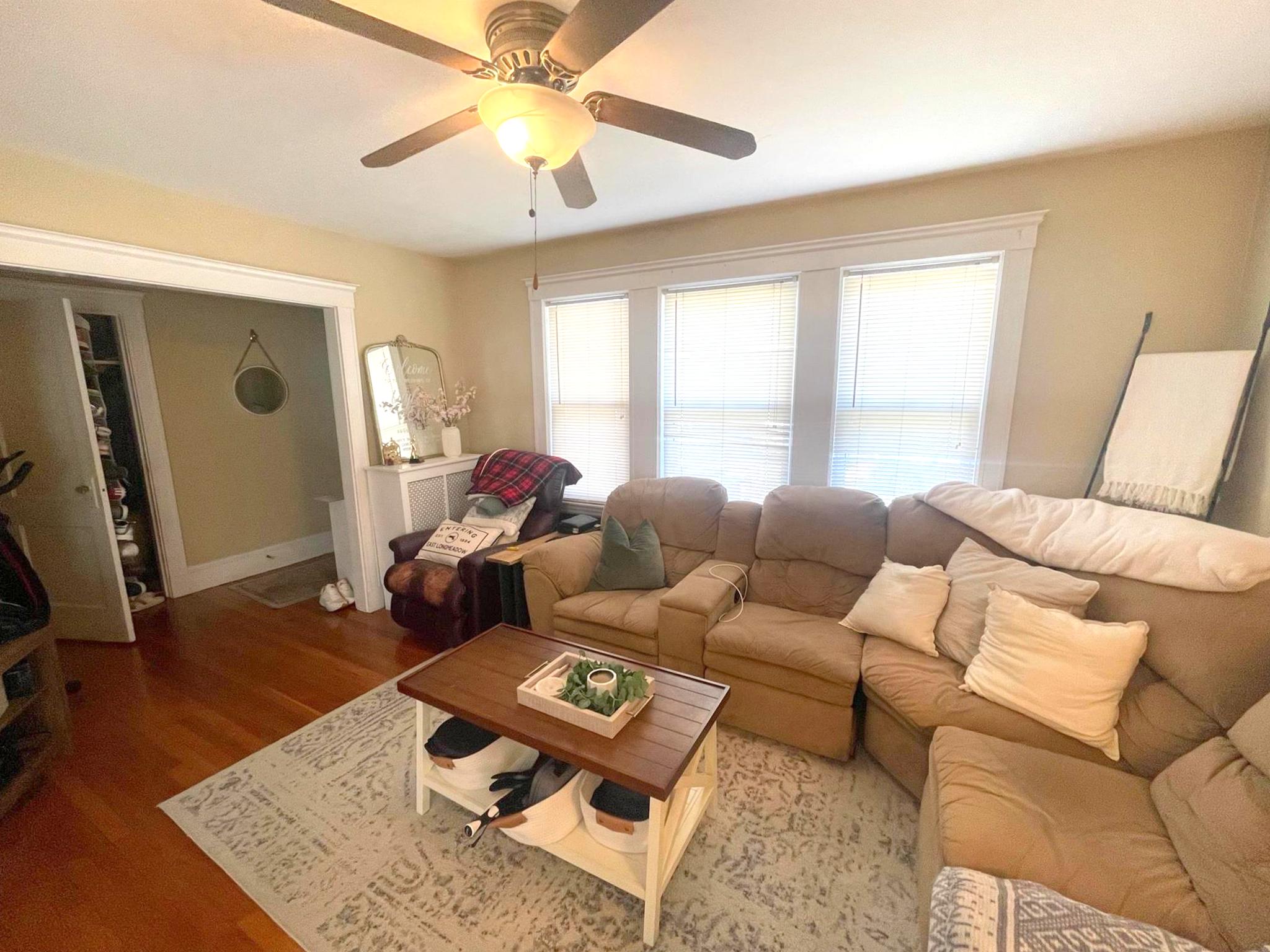 2.5 bed, 1 bath apartment for rent at 17 Irvington Rd Unit 17, West Somerville — photo 2 of 19