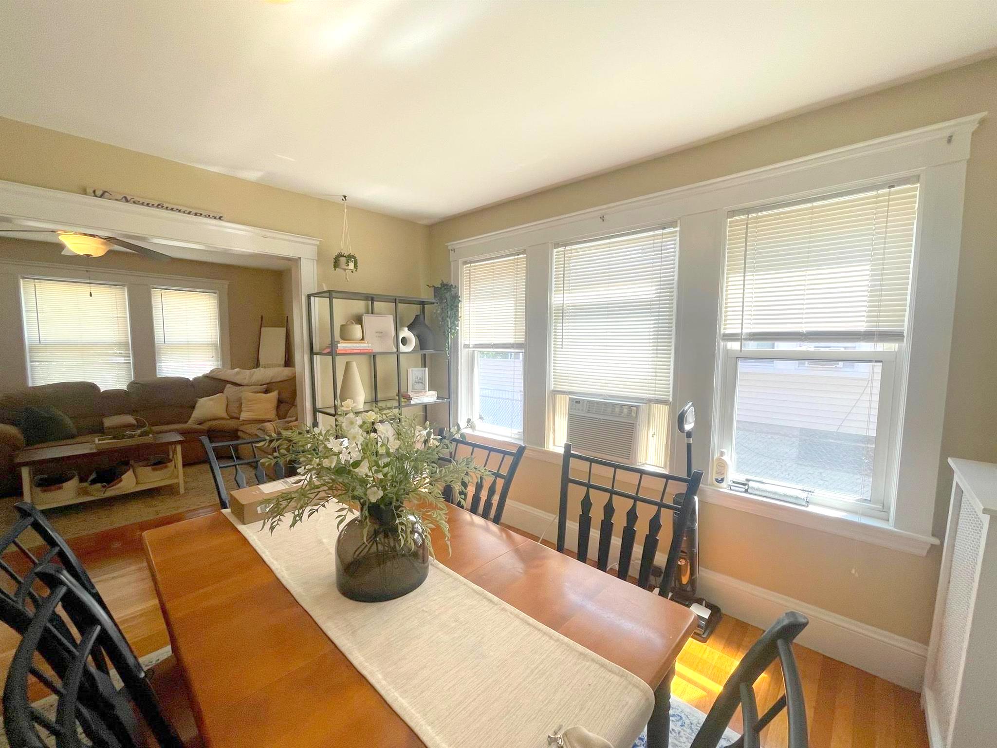 2.5 bed, 1 bath apartment for rent at 17 Irvington Rd Unit 17, West Somerville — photo 6 of 19