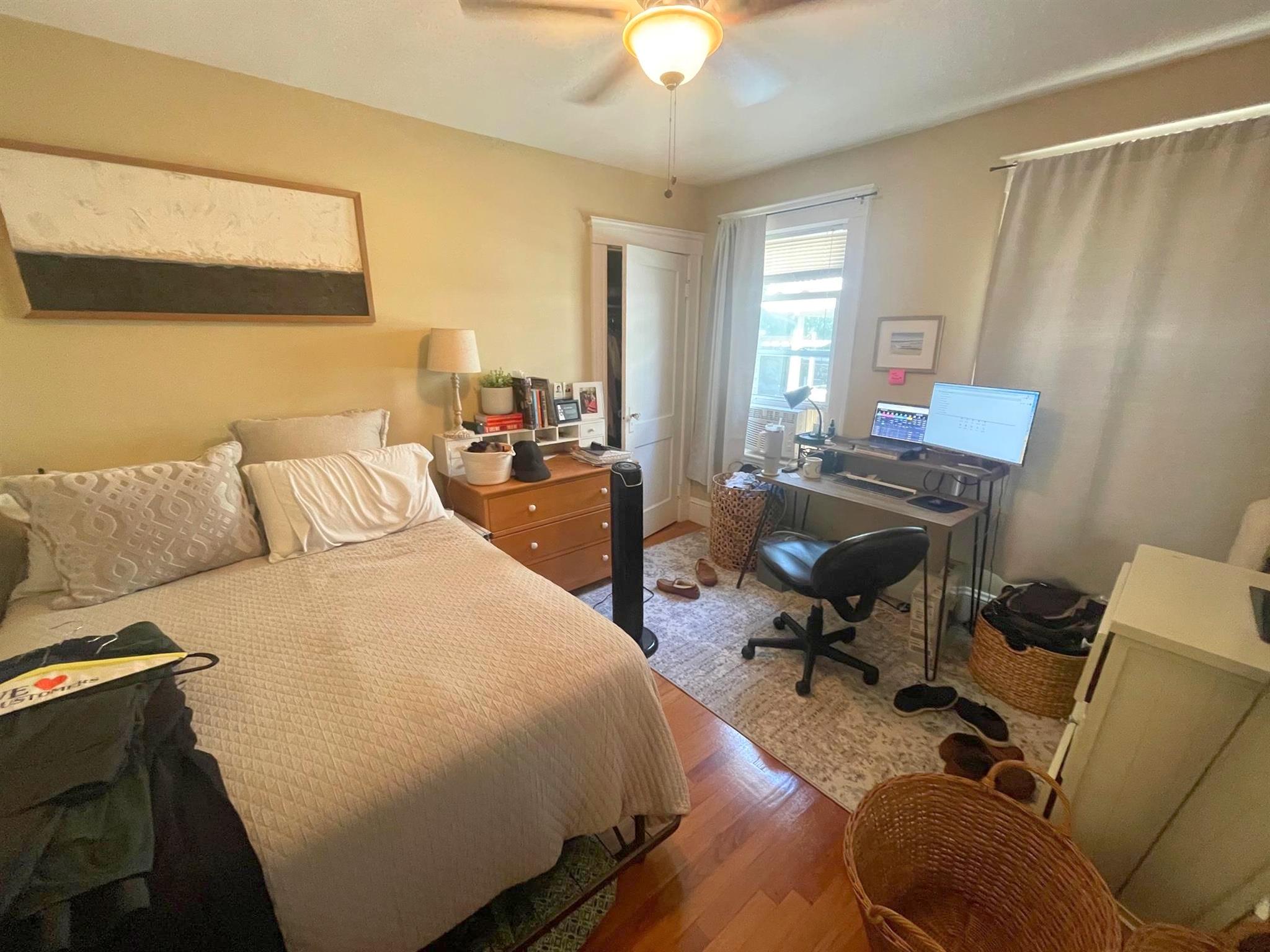 2.5 bed, 1 bath apartment for rent at 17 Irvington Rd Unit 17, West Somerville — photo 14 of 19