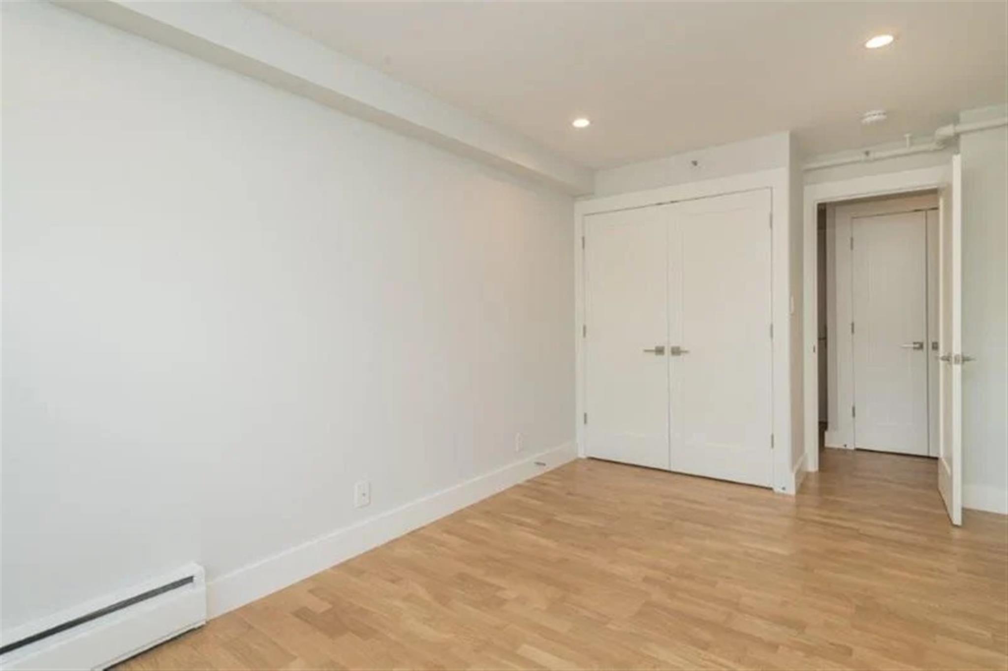 2 bed, 1 bath apartment for rent at 1410 Columbia Rd Unit And, South Boston — photo 6 of 8