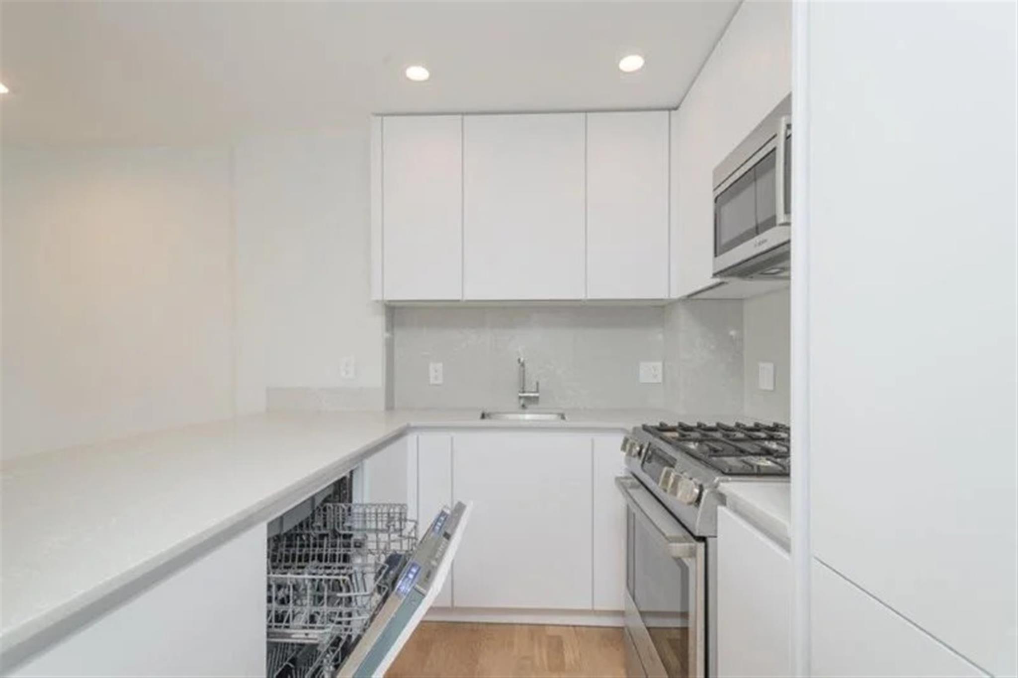 2 bed, 1 bath apartment for rent at 1410 Columbia Rd Unit And, South Boston — photo 1 of 8