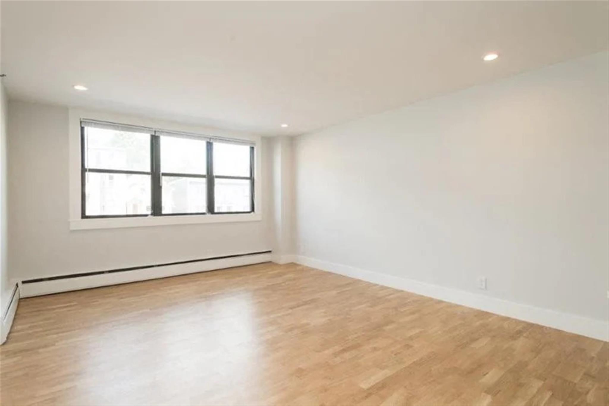 2 bed, 1 bath apartment for rent at 1410 Columbia Rd Unit And, South Boston — photo 3 of 8