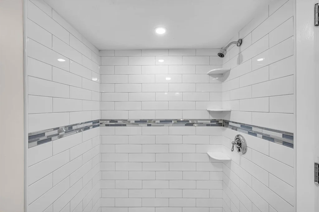 465 East Eight, South Boston