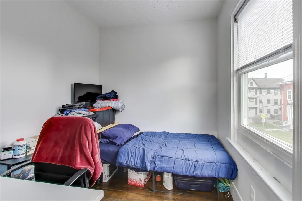 65 Lambert Ave, Roxbury