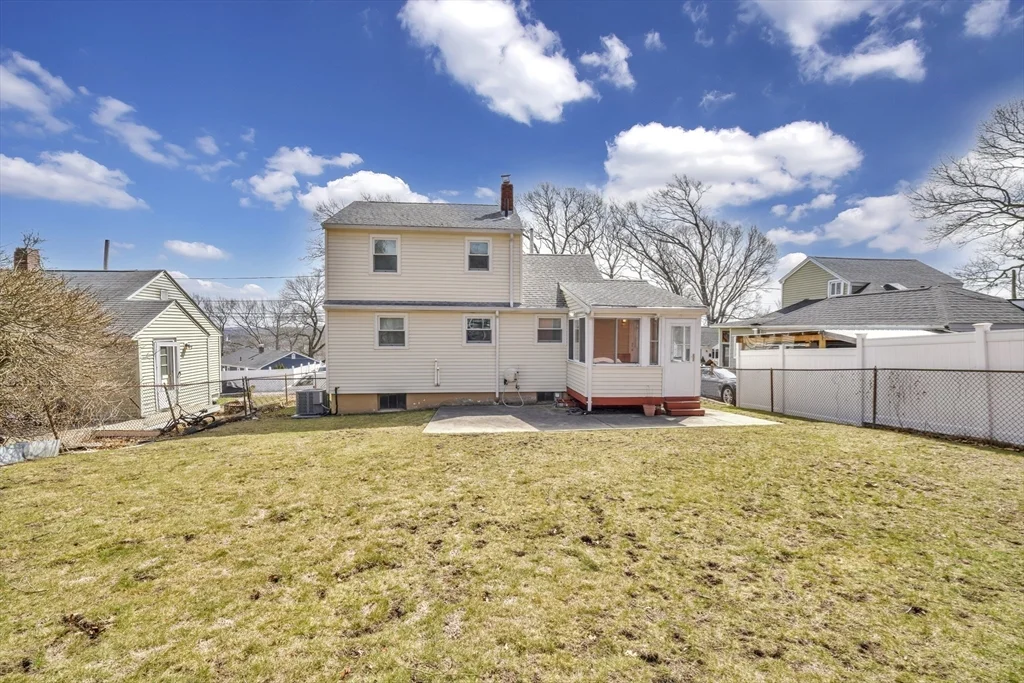 38 Grassmere Rd, Hyde Park