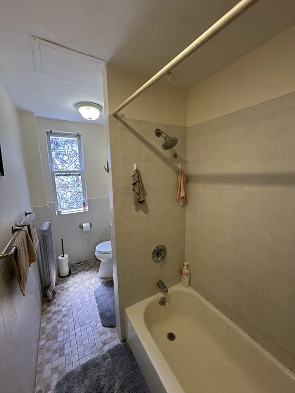 158 Neponset Ave, Dorchester
