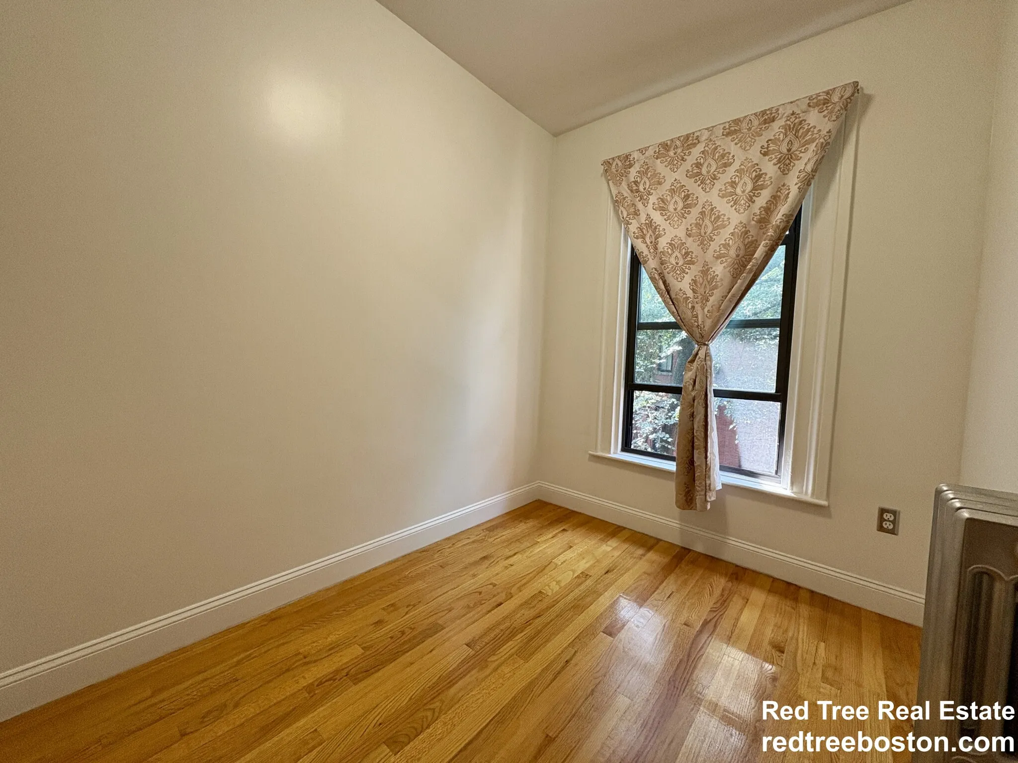 49 Dwight St, South End