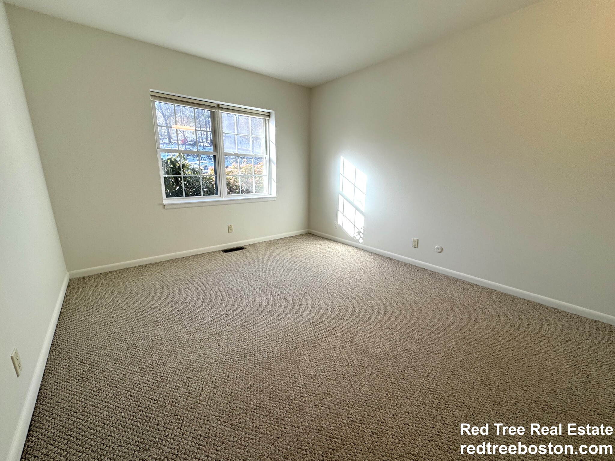 144 Lake Shore Rd, Brighton