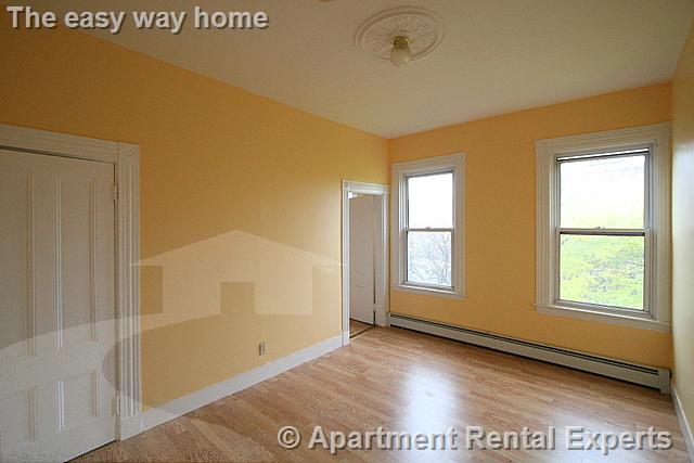 90 Norfolk St, Central Square