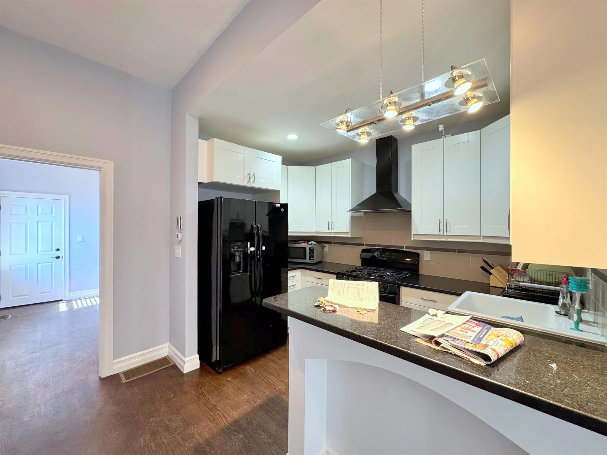 8 Cross Street East, East Somerville