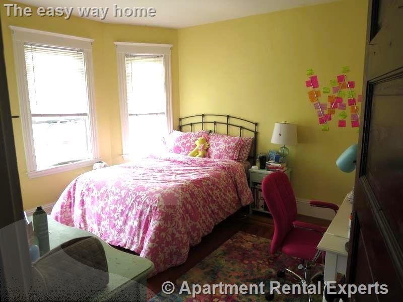 10 Cambridge Terr, Porter Square