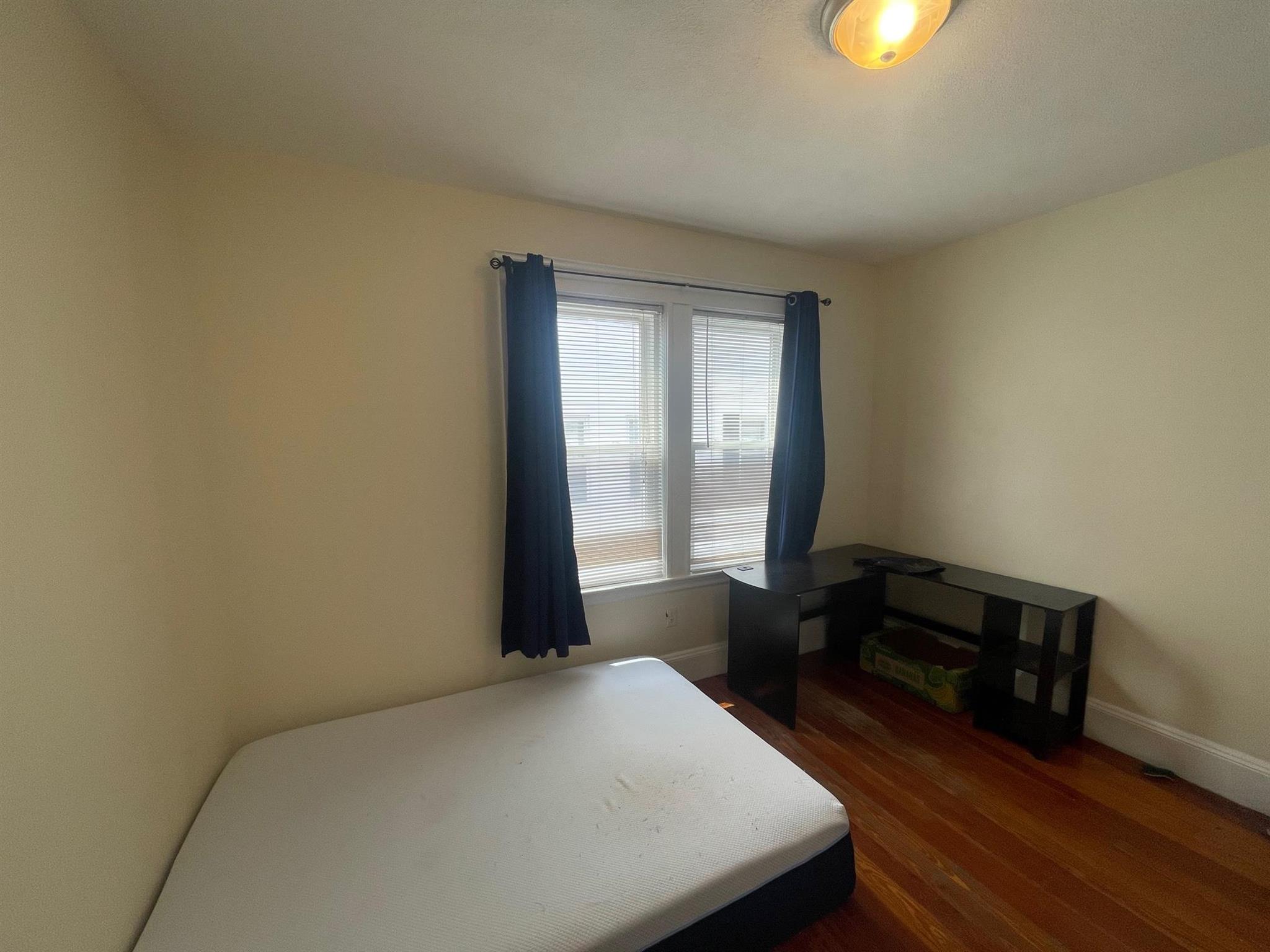 3 bed, 1 bath apartment for rent at 127 West Adams St Unit 1, Teele Square — photo 8 of 12