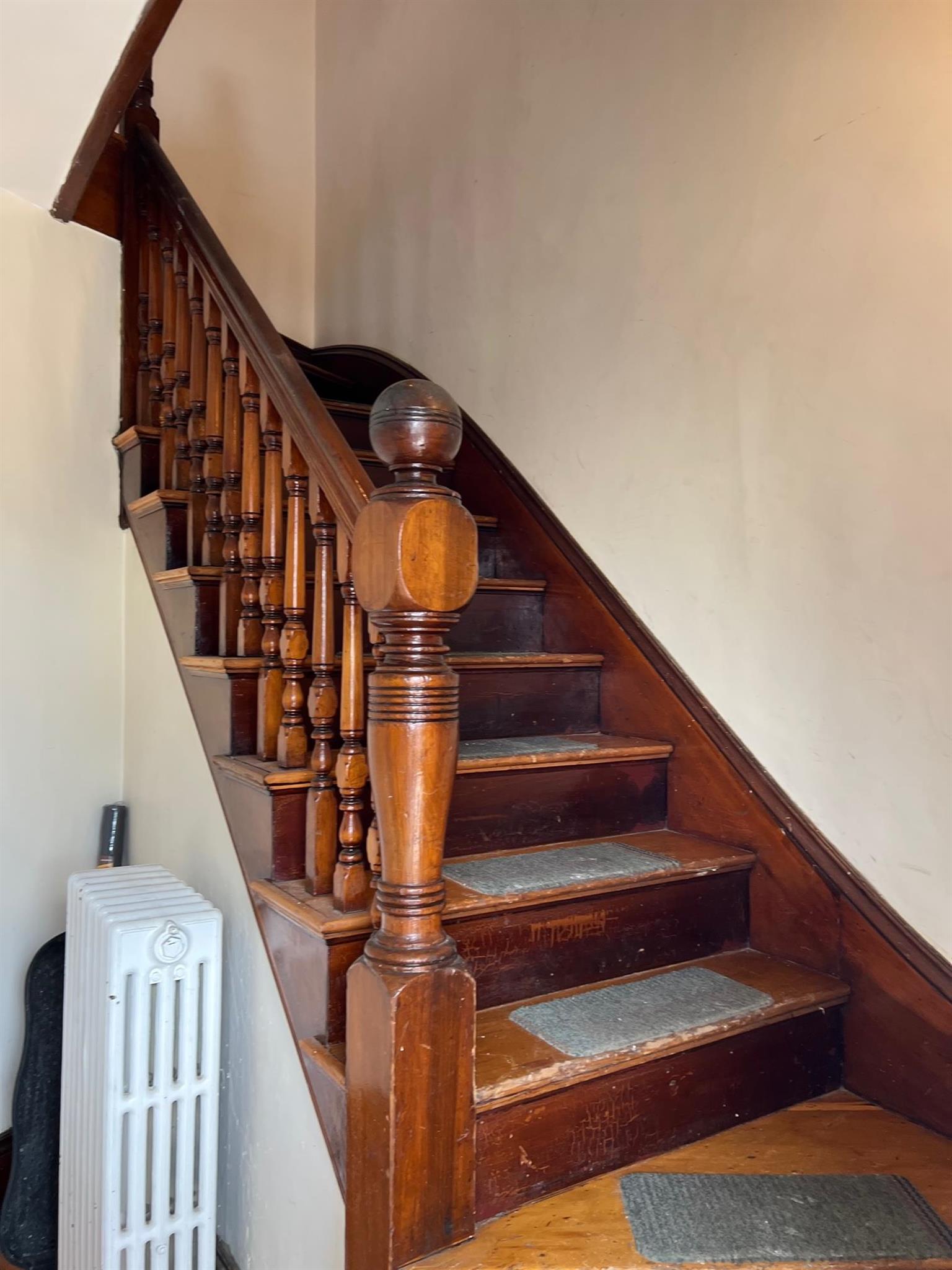 2.5 bed, 1 bath apartment for rent at 46 Trull St Unit 1, Magoun Square — photo 8 of 10