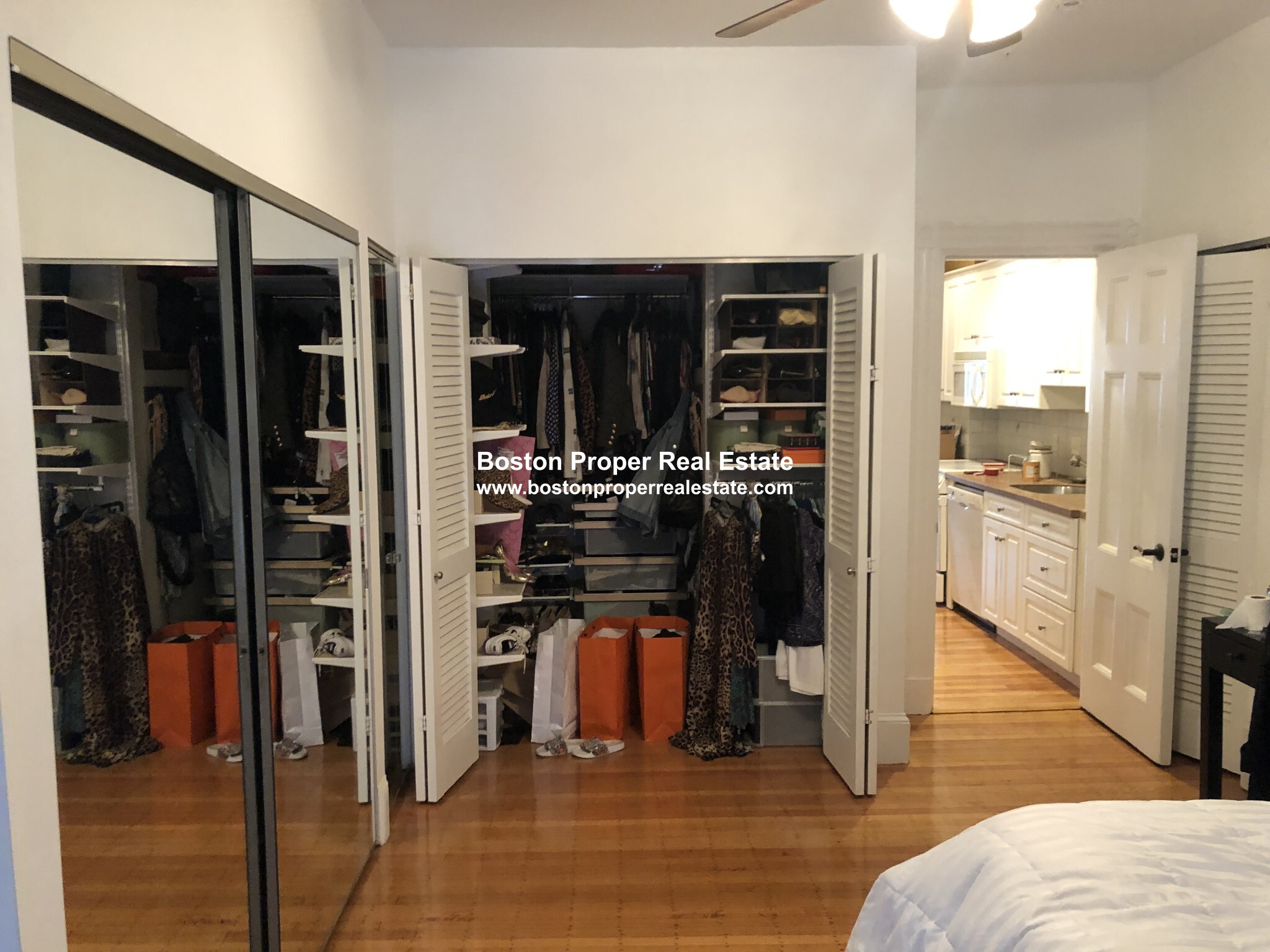 918 Beacon St, Fenway