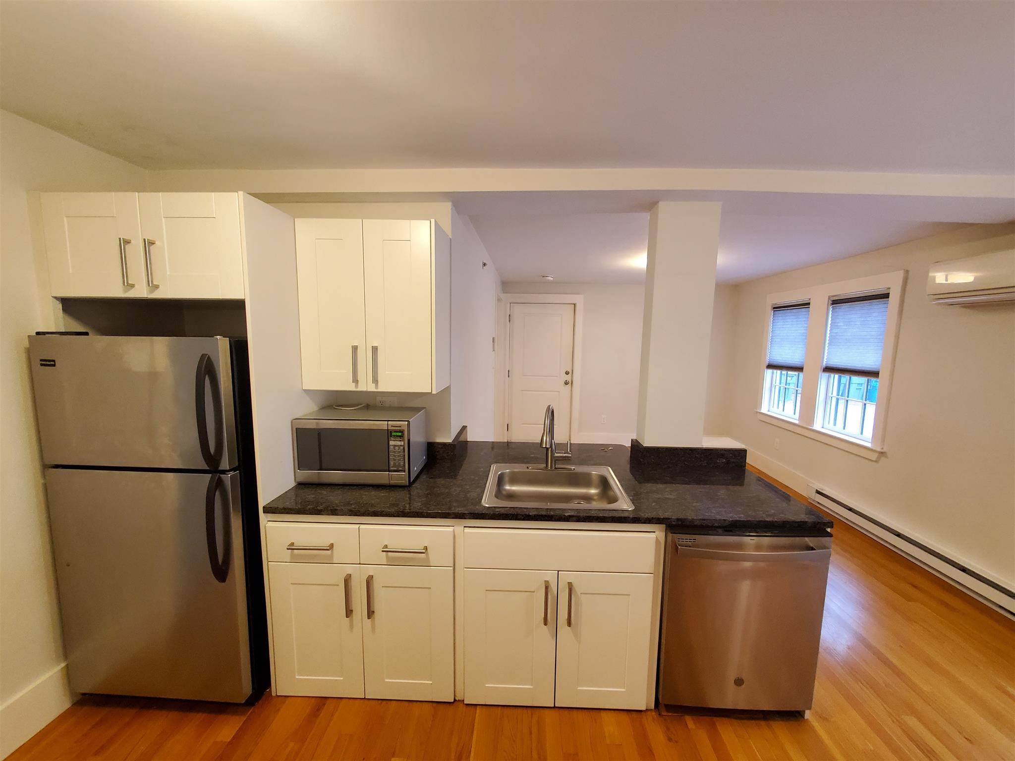 1 bed, 1 bath apartment for rent at 13 Winter St Unit 5A, Arlington — photo 3 of 11