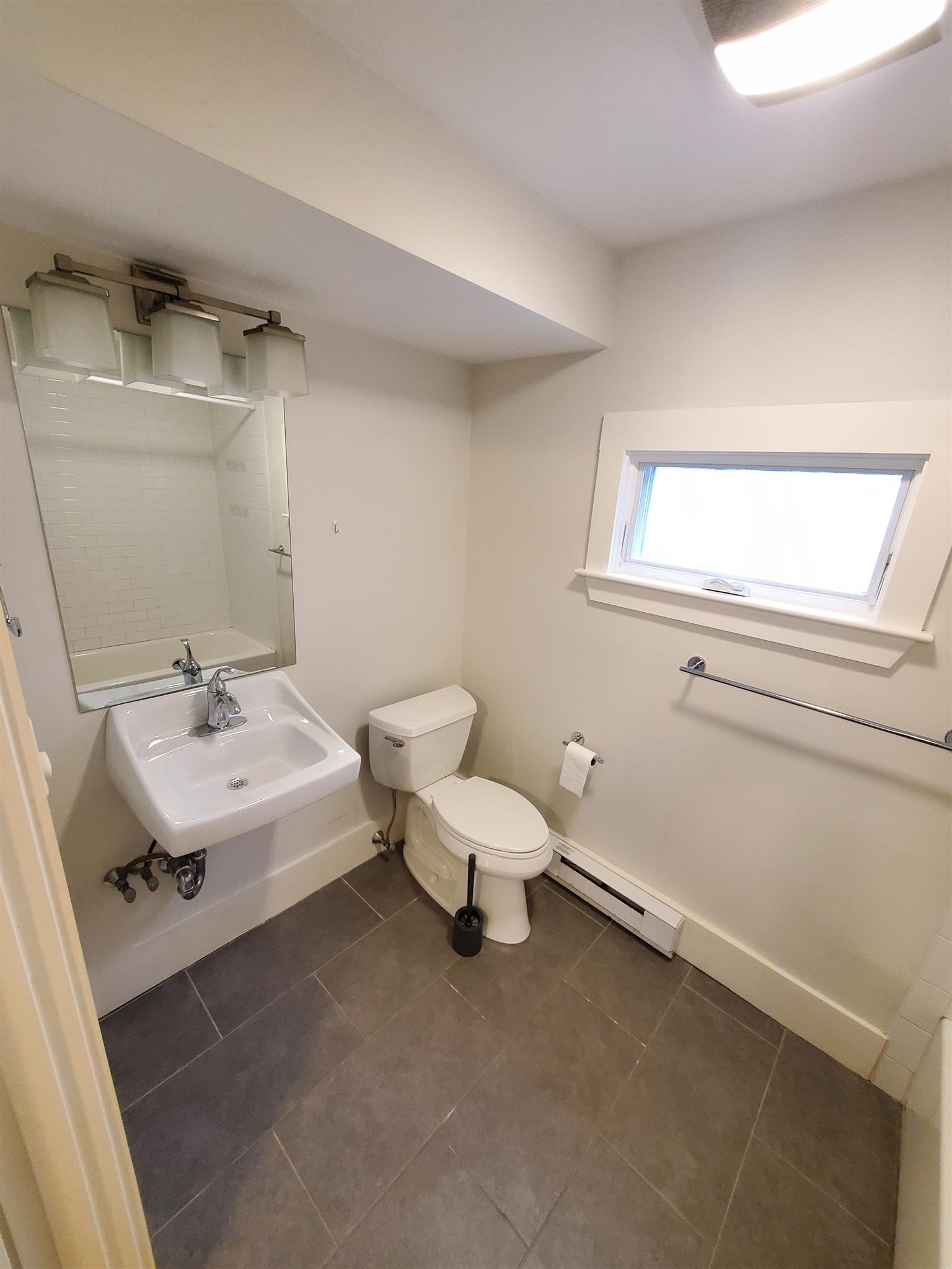 1 bed, 1 bath apartment for rent at 13 Winter St Unit 5A, Arlington — photo 8 of 11