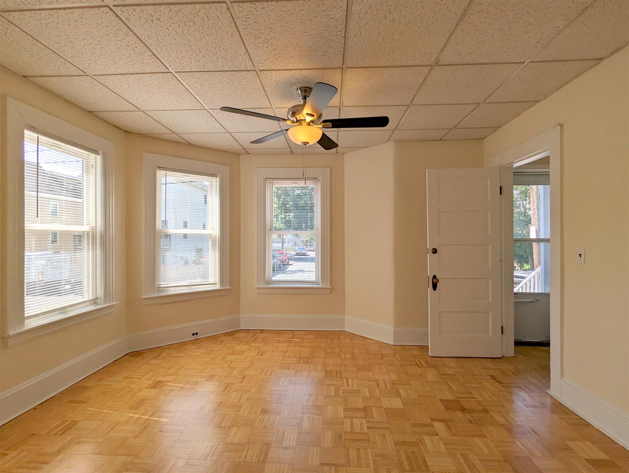 2 bed, 1 bath apartment for rent at 91 Madison Ave Unit 1A, Everett — photo 2 of 16