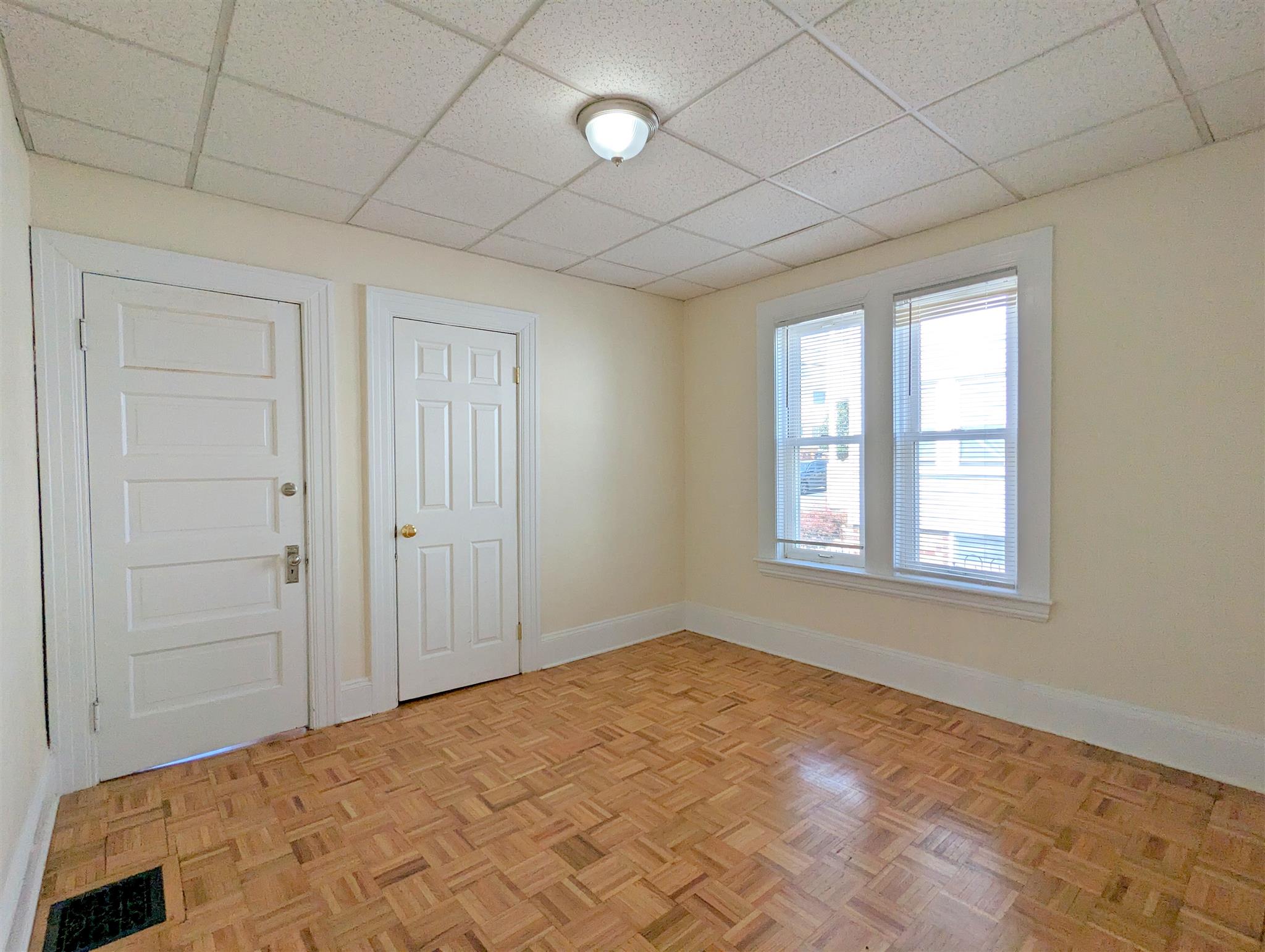 2 bed, 1 bath apartment for rent at 91 Madison Ave Unit 1A, Everett — photo 13 of 16