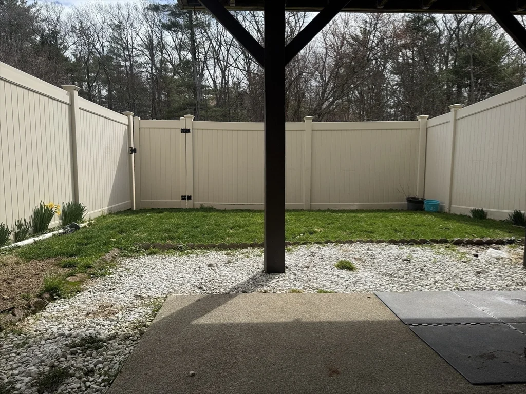 909 Pleasant St, Weymouth