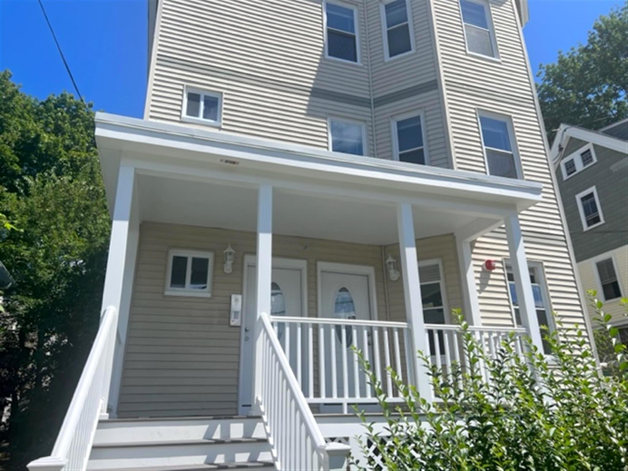 4 bed, 2 bath apartment for rent at 31-33 Raymond Ave Unit 1, Teele Square — photo 17 of 17