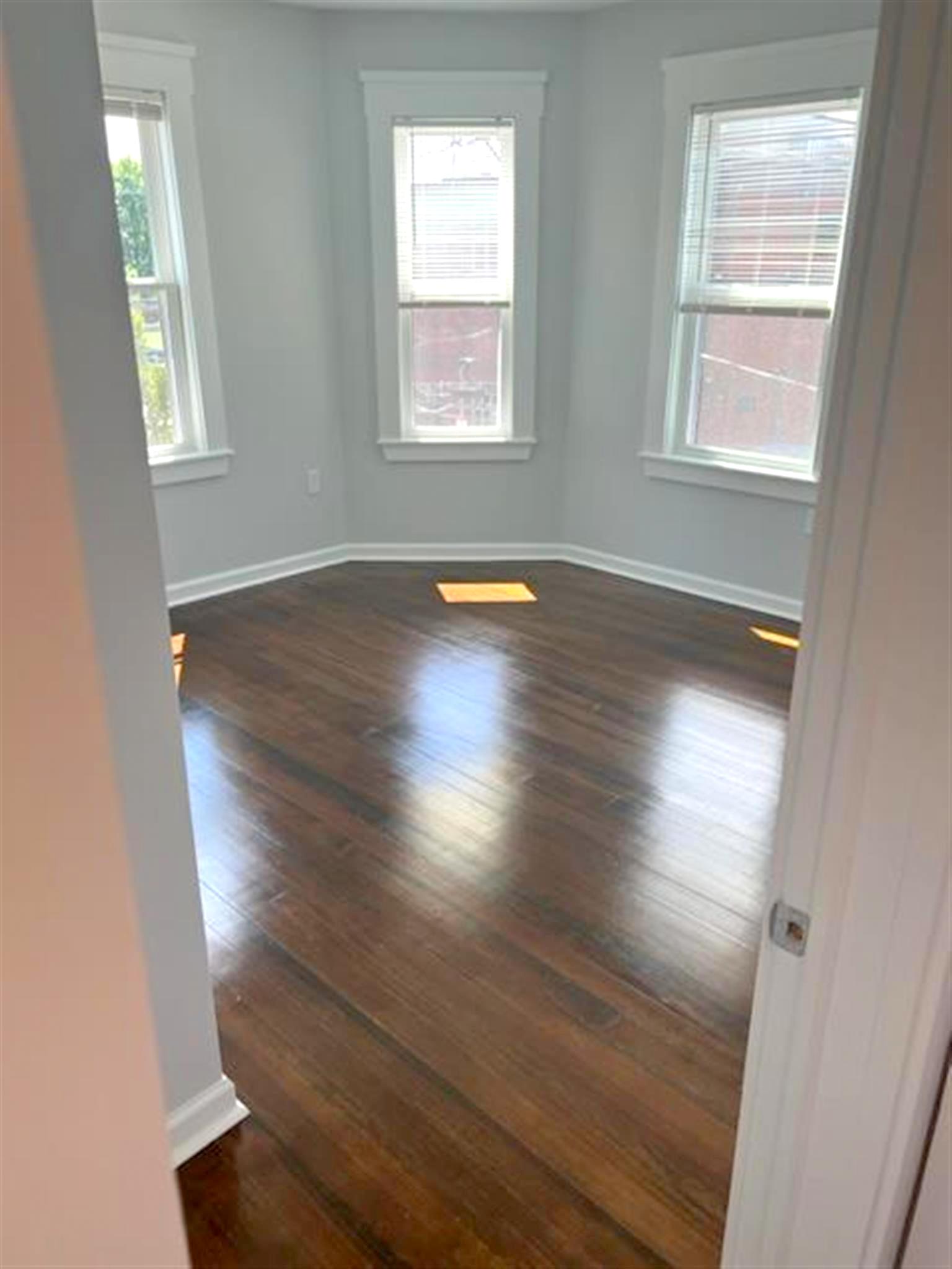 4 bed, 2 bath apartment for rent at 31-33 Raymond Ave Unit 1, Teele Square — photo 7 of 17