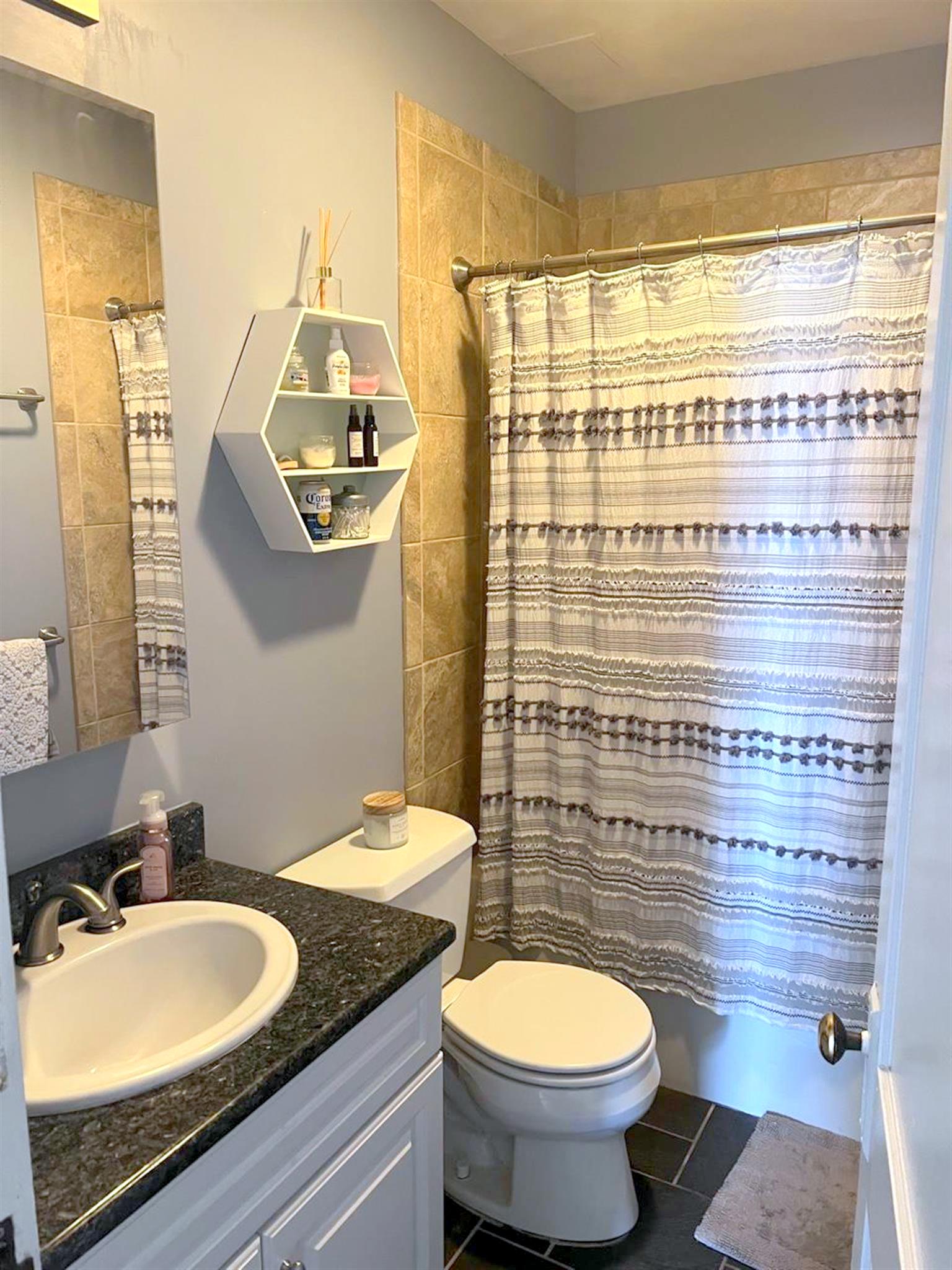 2.5 bed, 2 bath apartment for rent at 977 Broadway Unit 977, Davis Square — photo 11 of 16
