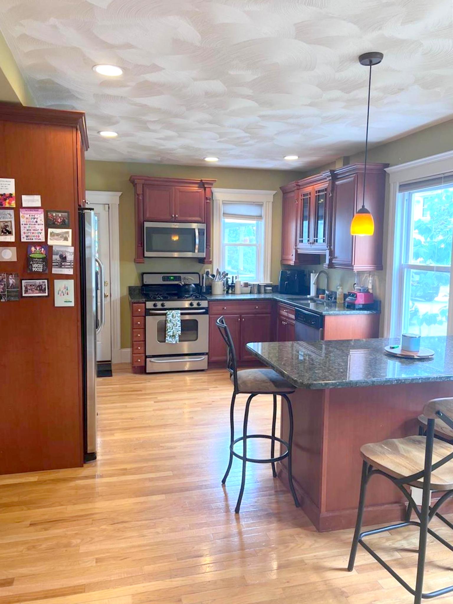 2.5 bed, 2 bath apartment for rent at 977 Broadway Unit 977, Davis Square
