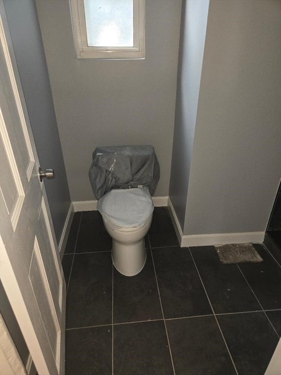 55 Rockland Av, Malden