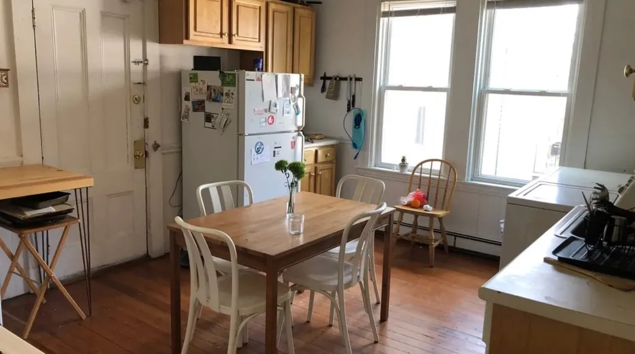 268 Broadway, The Port