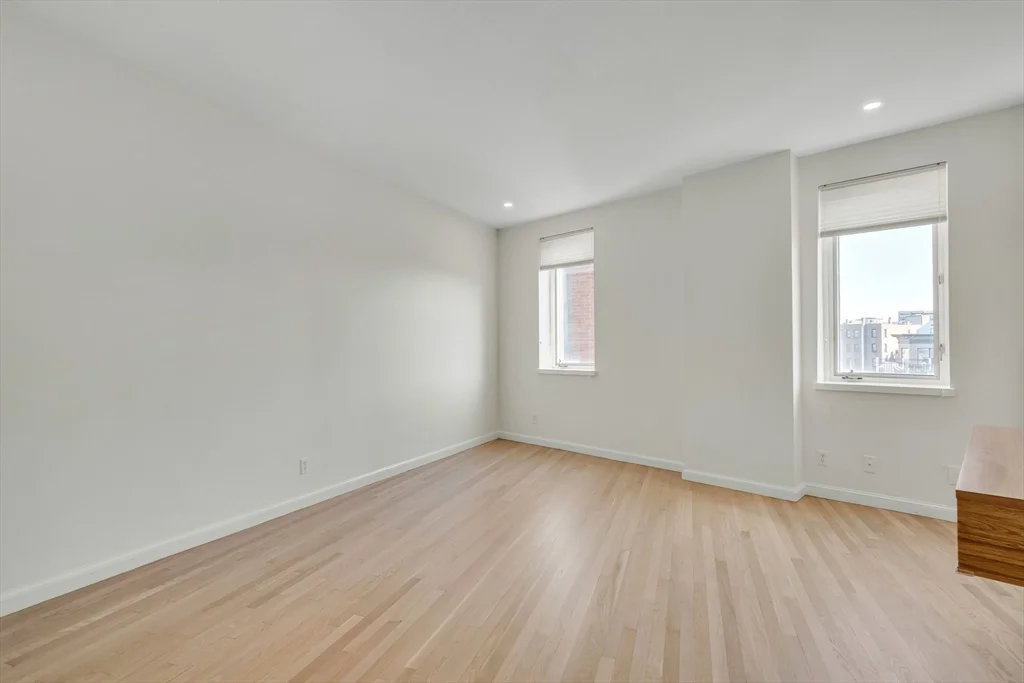 19 Wiget St, North End