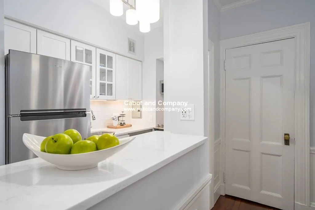 112 Pinckney St, Beacon Hill