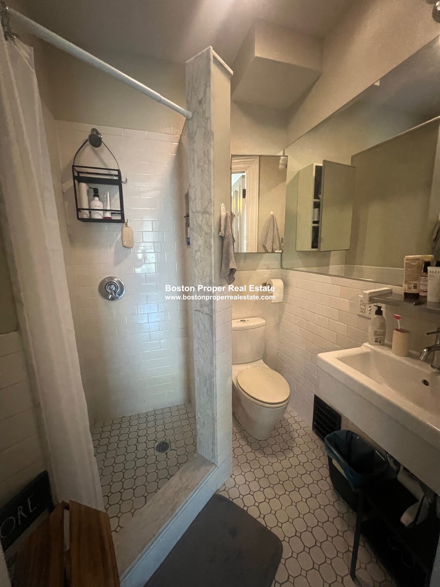 323 Beacon St, Back Bay