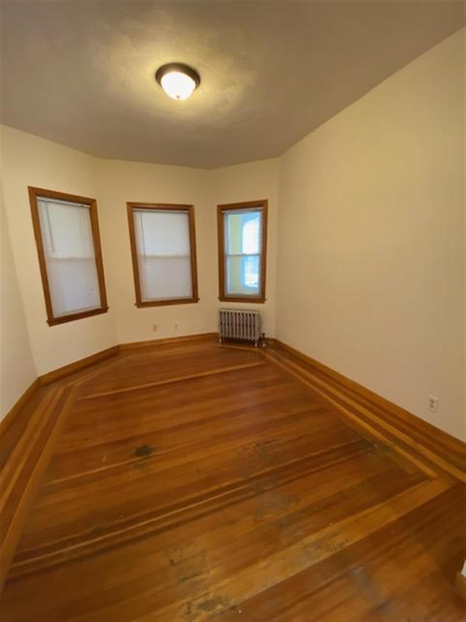 1 bed, 1 bath apartment for rent at 18 Frederick Ave Unit 1, South Medford — photo 4 of 15