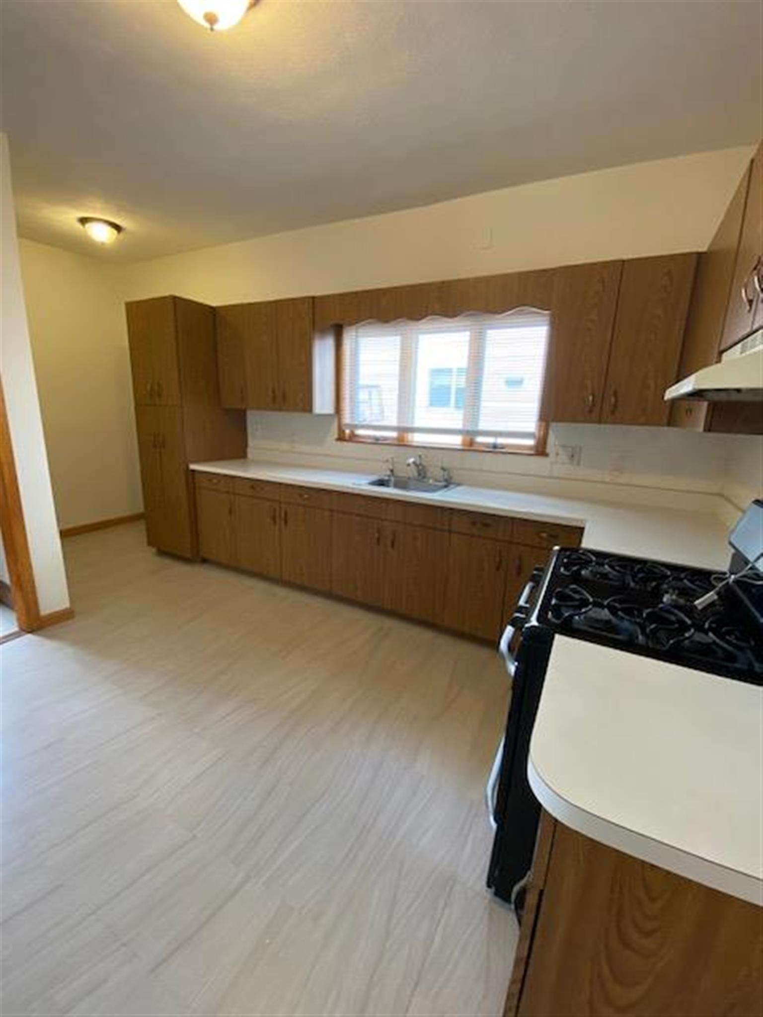 1.5 bed, 1 bath apartment for rent at 18 Frederick Ave Unit 18, Tufts University