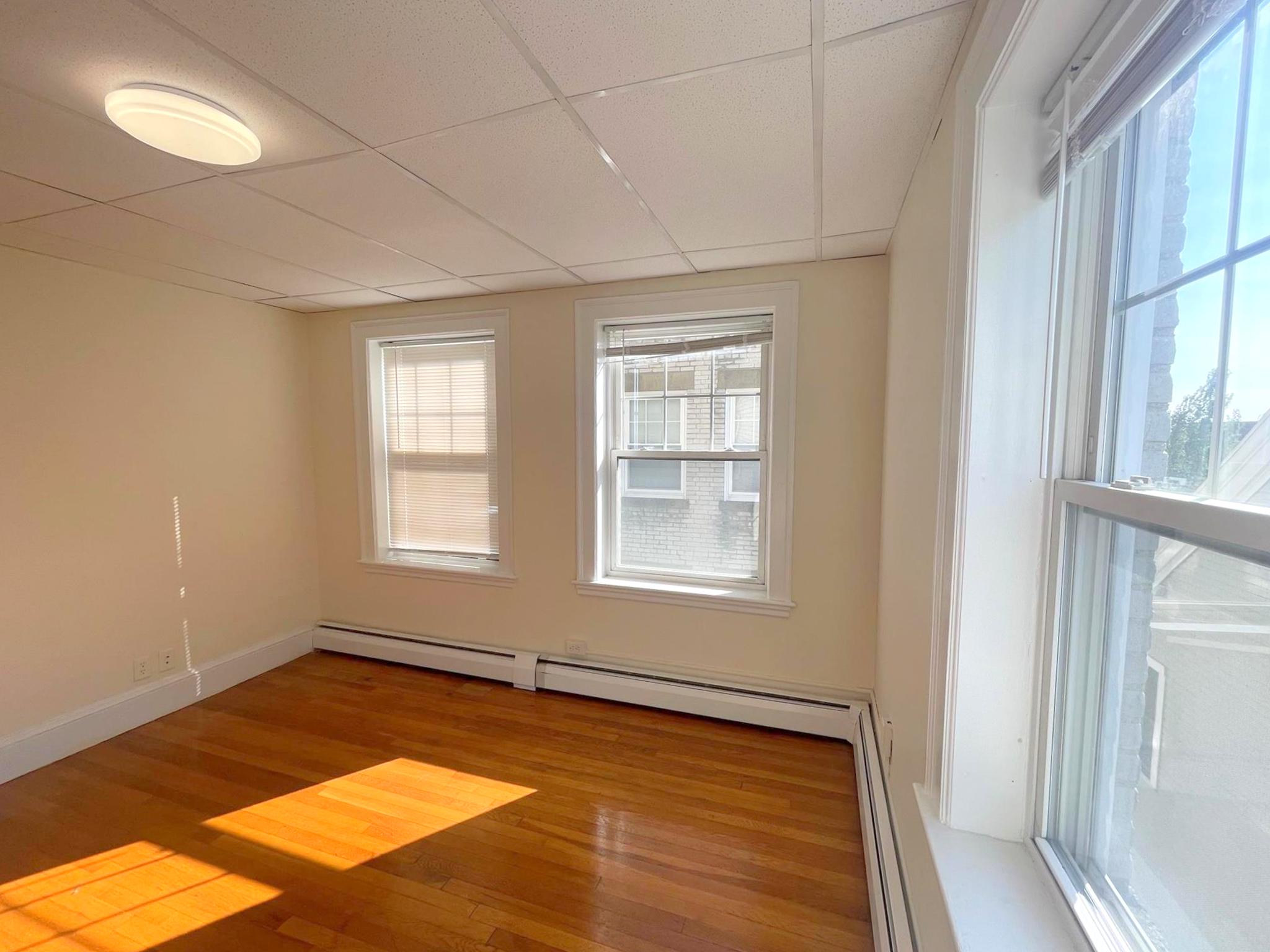 1 bed, 1 bath apartment for rent at 36 College Ave Unit 4-3, Davis Square — photo 9 of 11