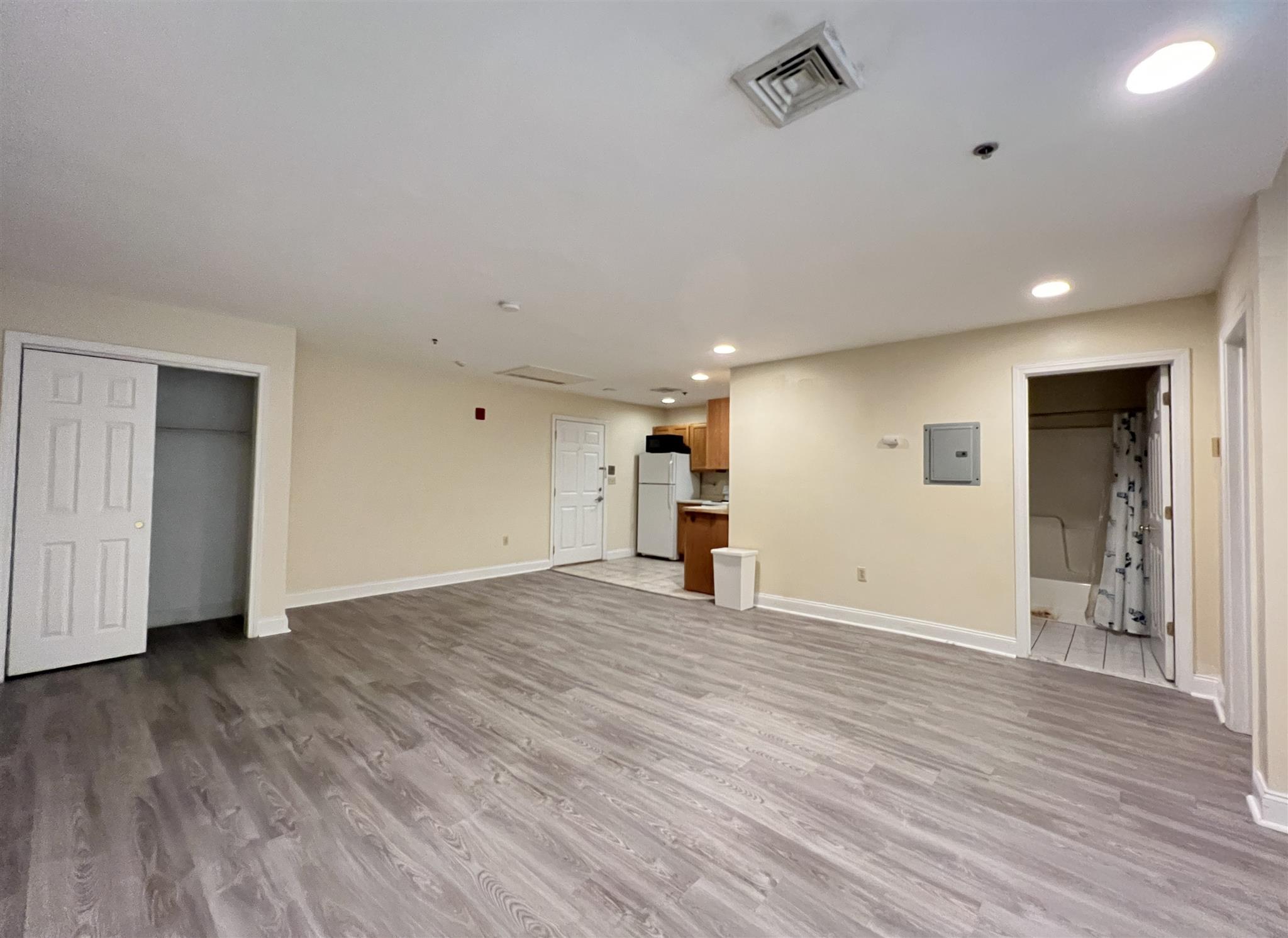 1 bed, 1.5 bath apartment for rent at 15 Pearl St Unit 33, Central Square — photo 2 of 10