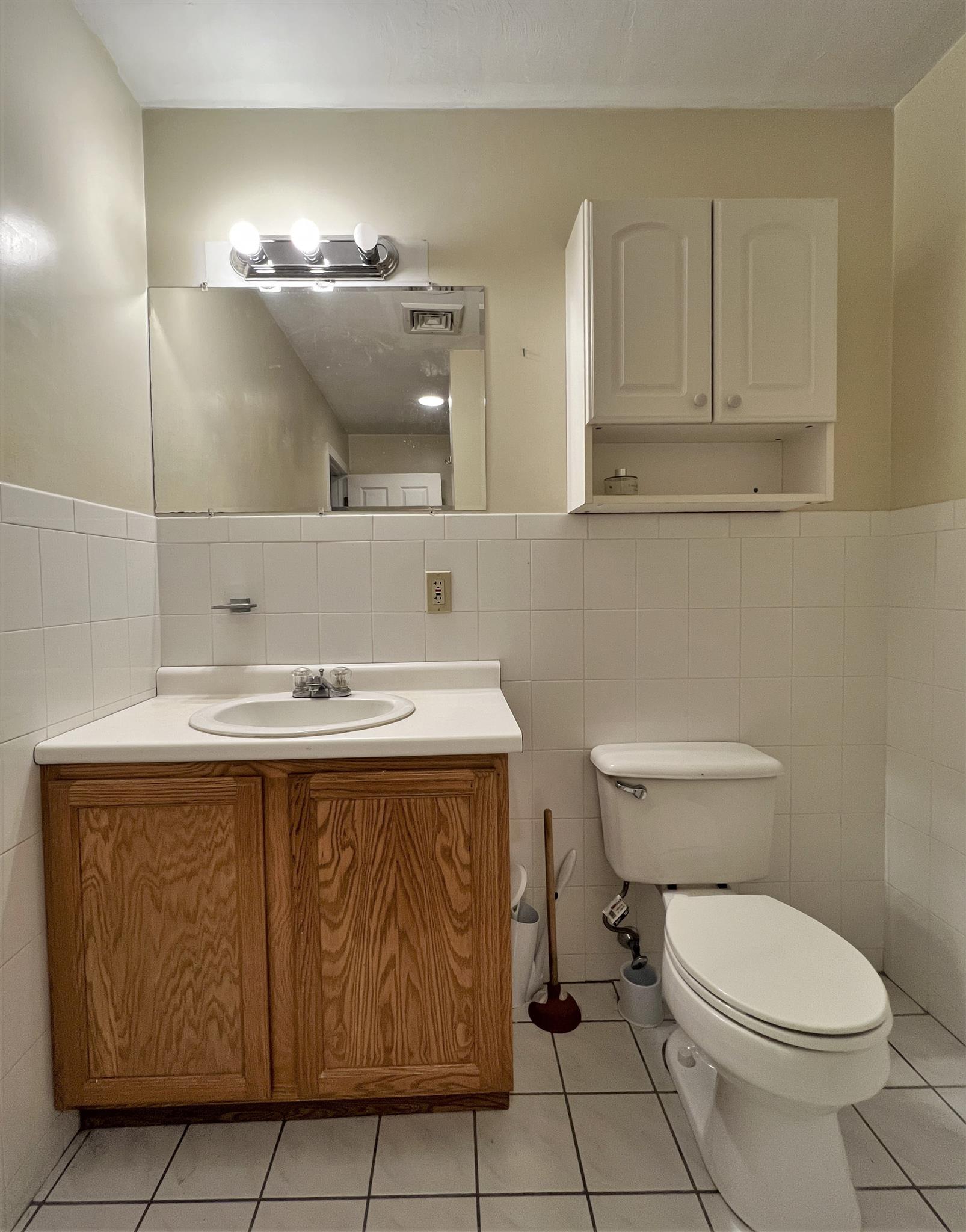 1 bed, 1.5 bath apartment for rent at 15 Pearl St Unit 33, Central Square — photo 9 of 10