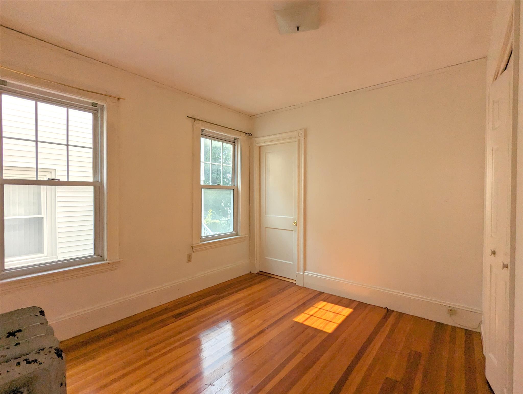 2.5 bed, 1 bath apartment for rent at 138 North St Unit 138, Teele Square — photo 12 of 16