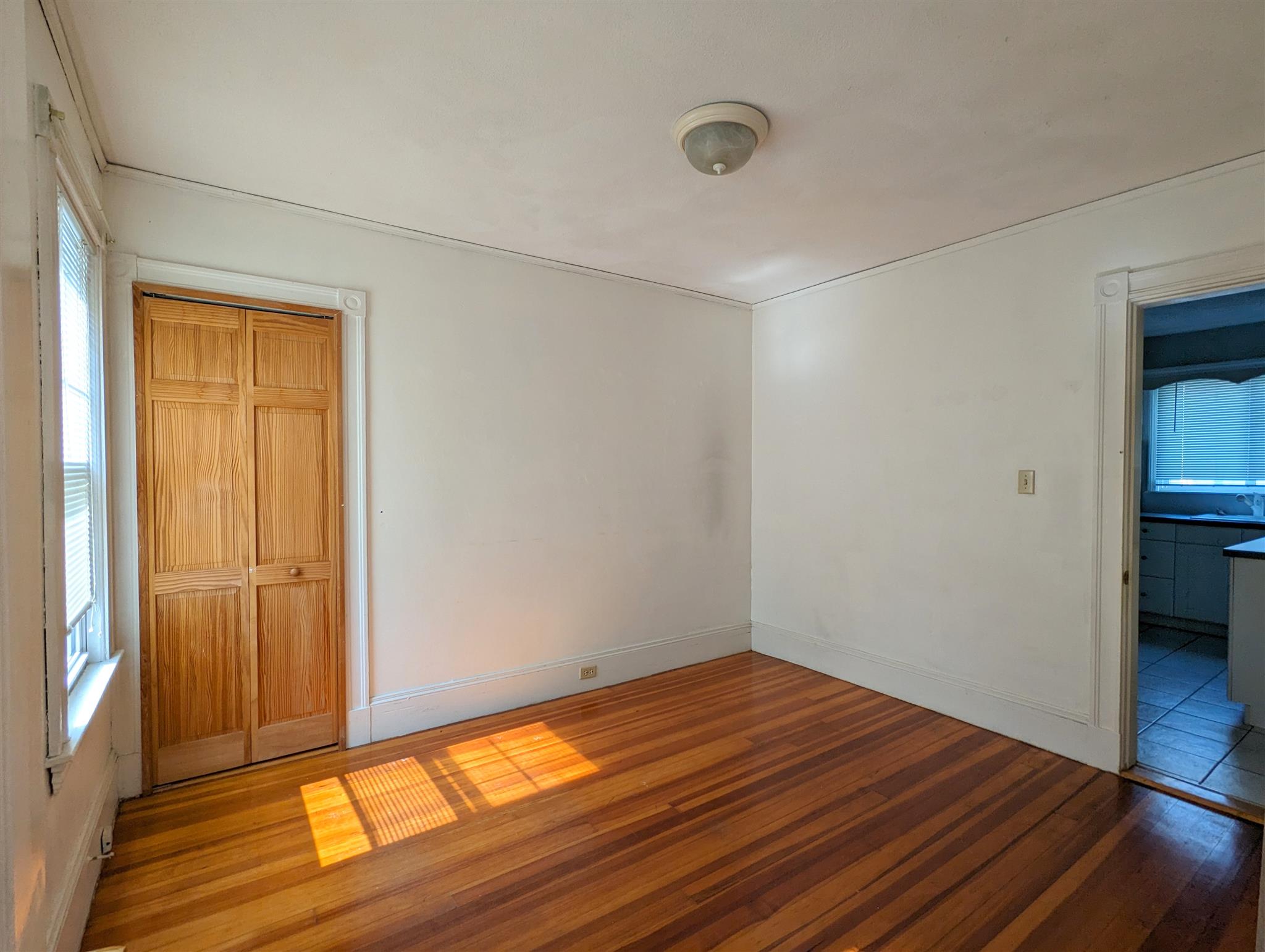 2.5 bed, 1 bath apartment for rent at 138 North St Unit 138, Teele Square — photo 13 of 16