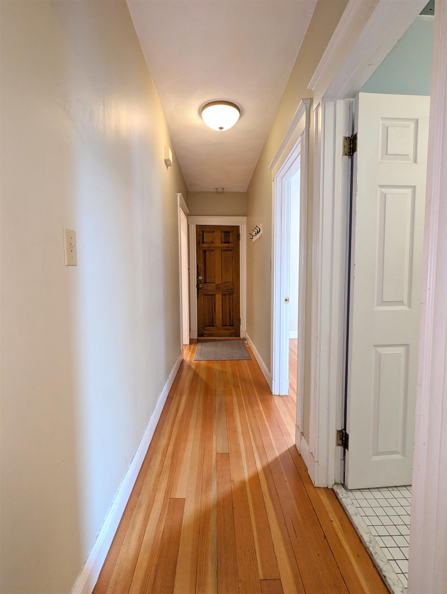 3 bed, 1 bath apartment for rent at 77 Conwell Ave Unit 2, Teele Square — photo 2 of 22