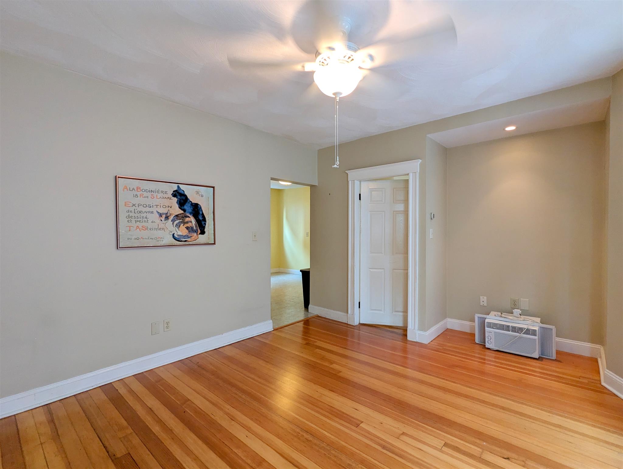 3 bed, 1 bath apartment for rent at 77 Conwell Ave Unit 2, Teele Square — photo 11 of 22