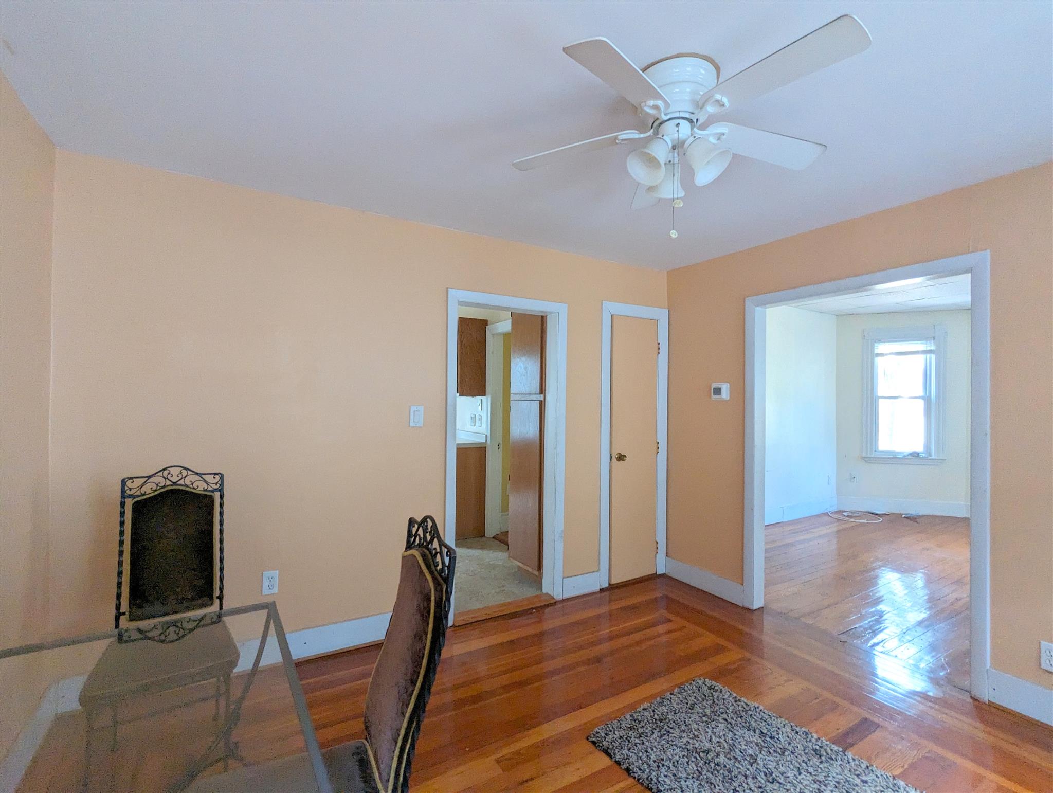 3.5 bed, 1 bath apartment for rent at 16 Glendale Ave, Davis Square — photo 18 of 19
