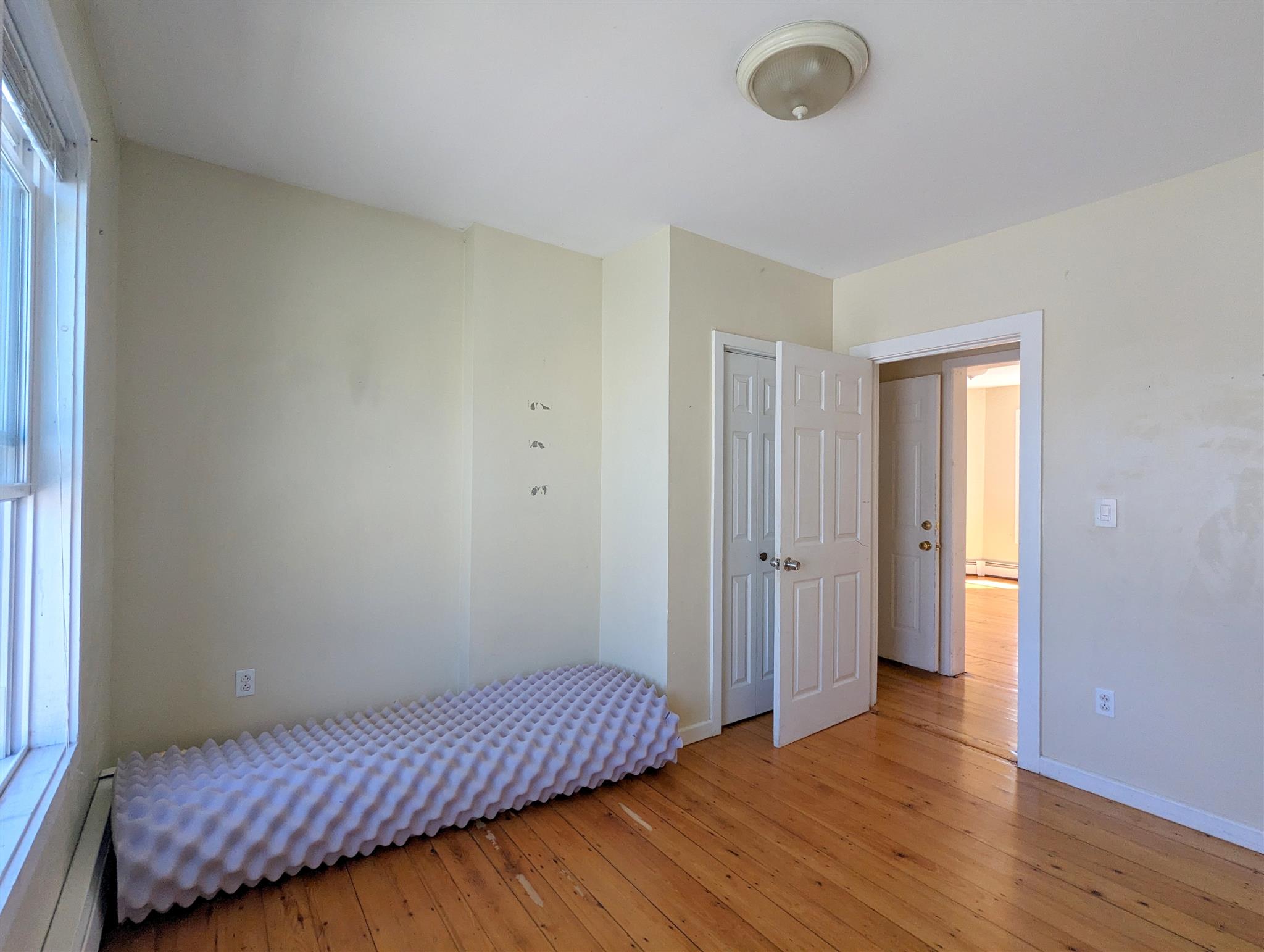 2.5 bed, 1 bath apartment for rent at 71 Winchester St Unit 3, Tufts University — photo 14 of 17