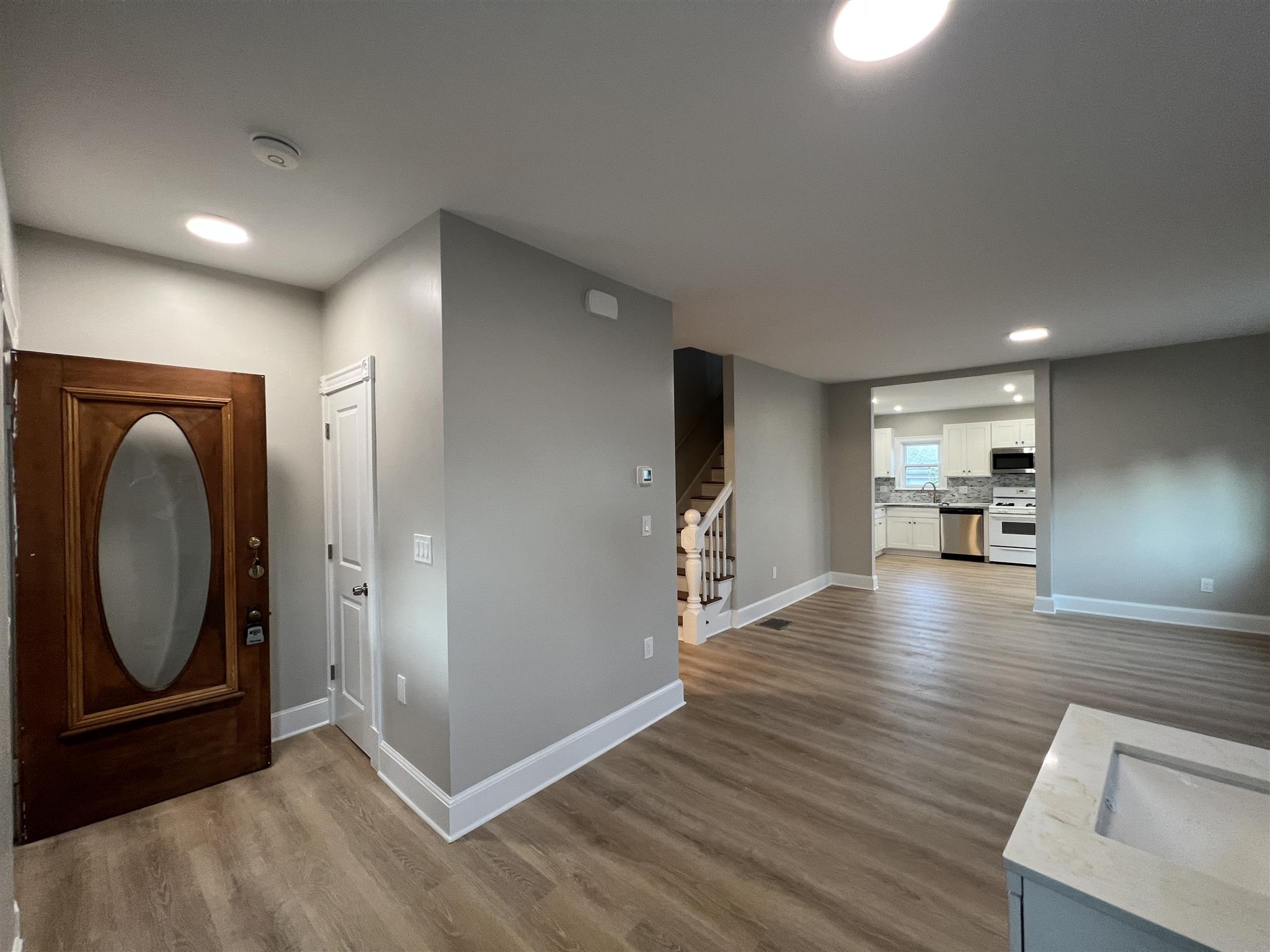 2.5 bed, 1.5 bath apartment for rent at 5 Oliver St Unit 1, Everett — photo 6 of 17