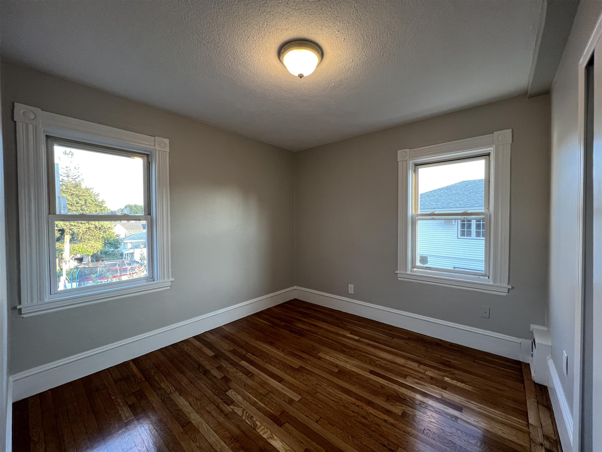 2.5 bed, 1.5 bath apartment for rent at 5 Oliver St Unit 1, Everett — photo 10 of 17
