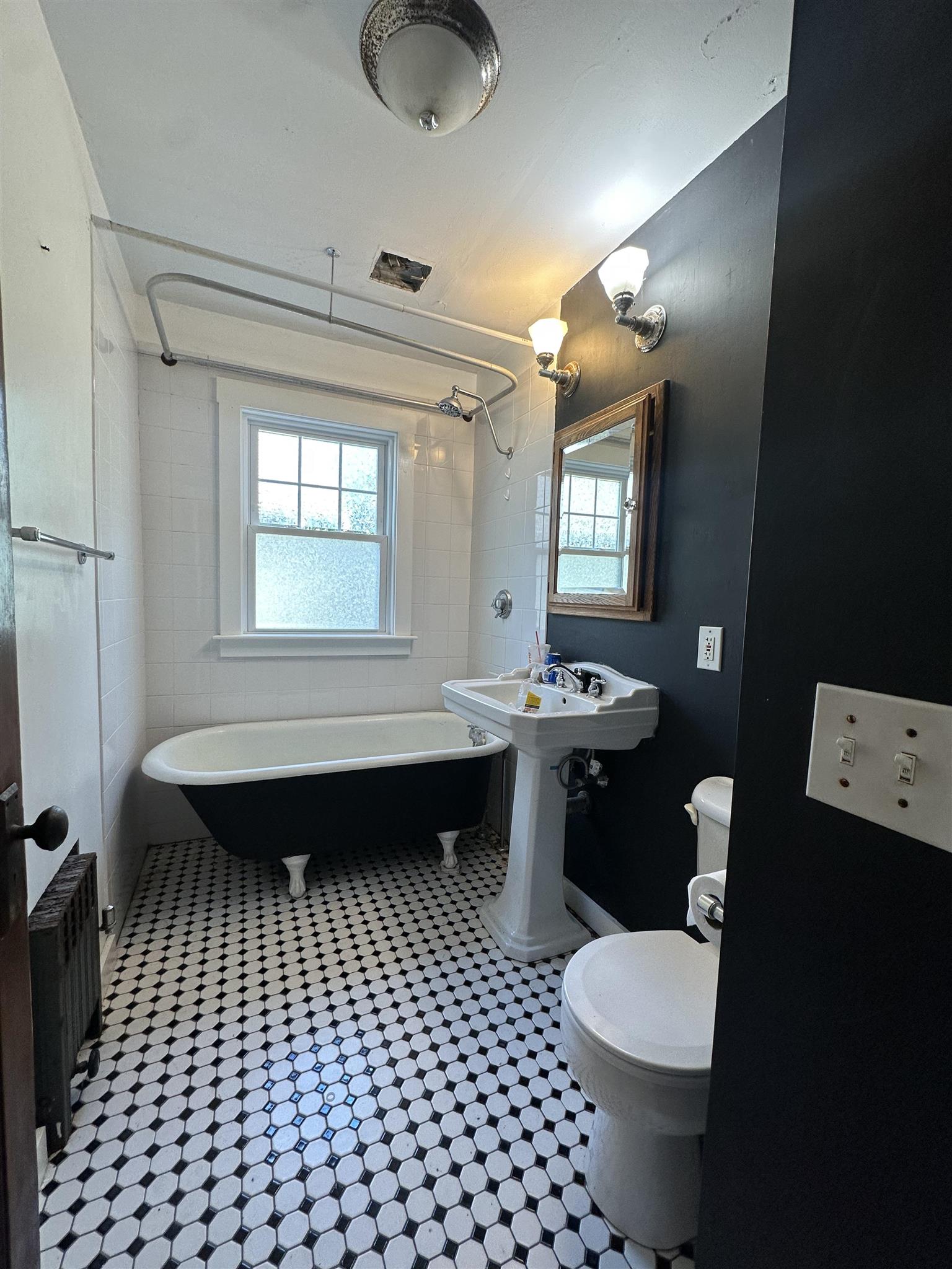 2 bed, 1 bath apartment for rent at 51 Madison Ave Unit 1, North Cambridge — photo 6 of 13