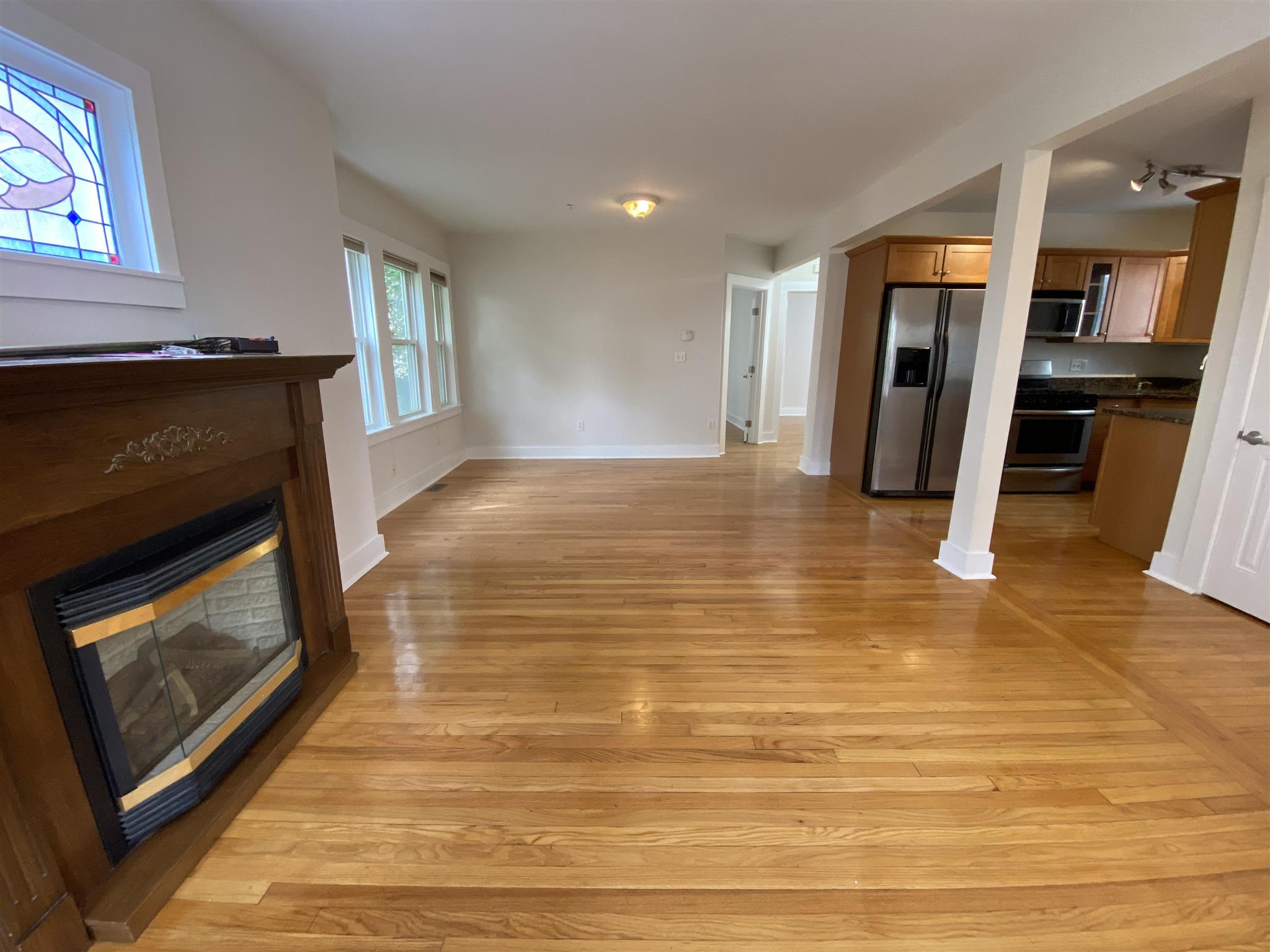 2 bed, 1 bath apartment for rent at 8 Silvey Pl Unit 1, Davis Square — photo 2 of 9