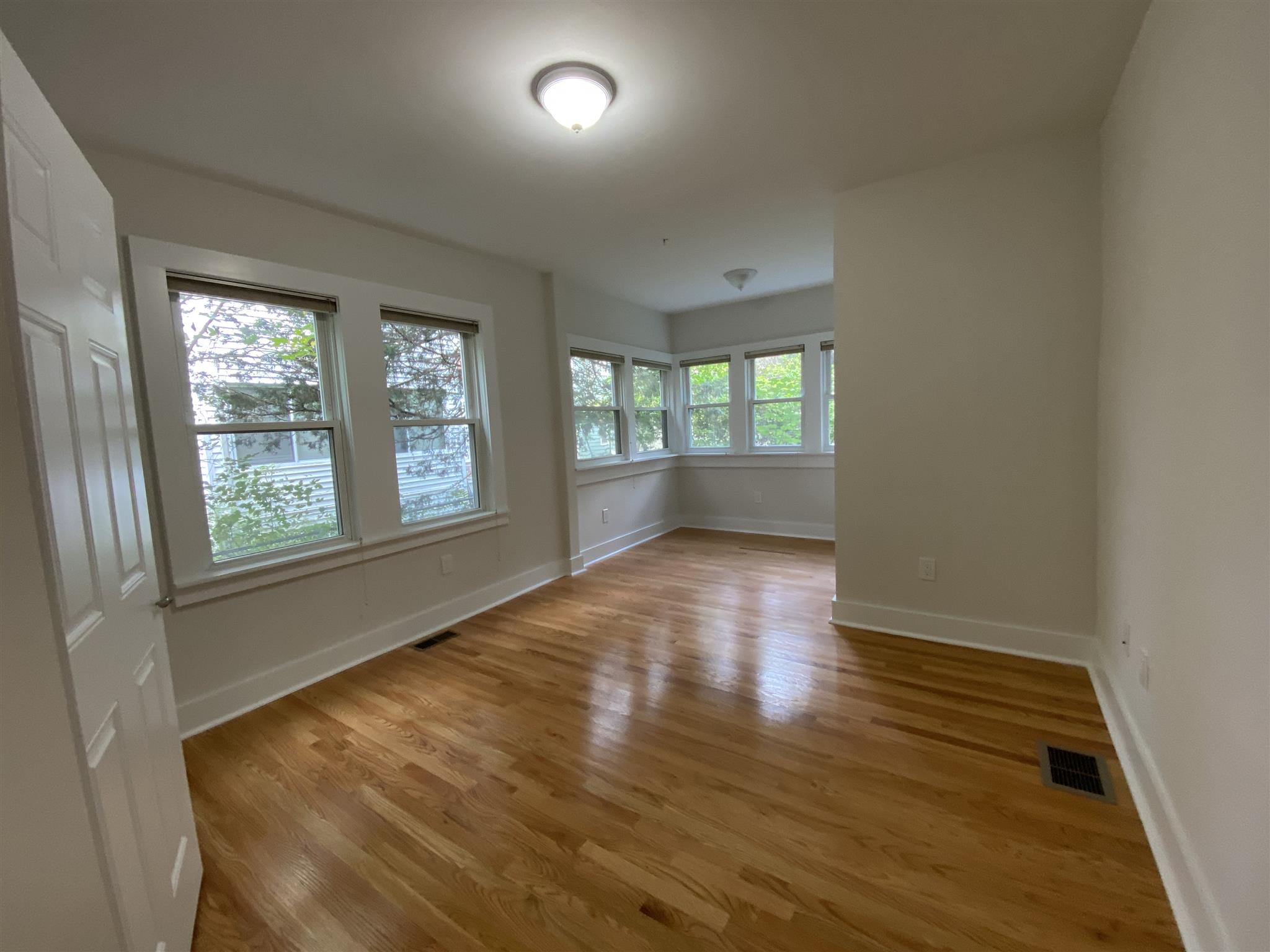 2 bed, 1 bath apartment for rent at 10 Silvey Pl Unit 1, Davis Square — photo 7 of 9