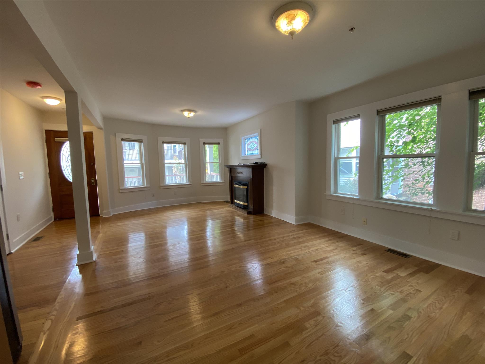 2 bed, 1 bath apartment for rent at 10 Silvey Pl Unit 1, Davis Square — photo 9 of 9