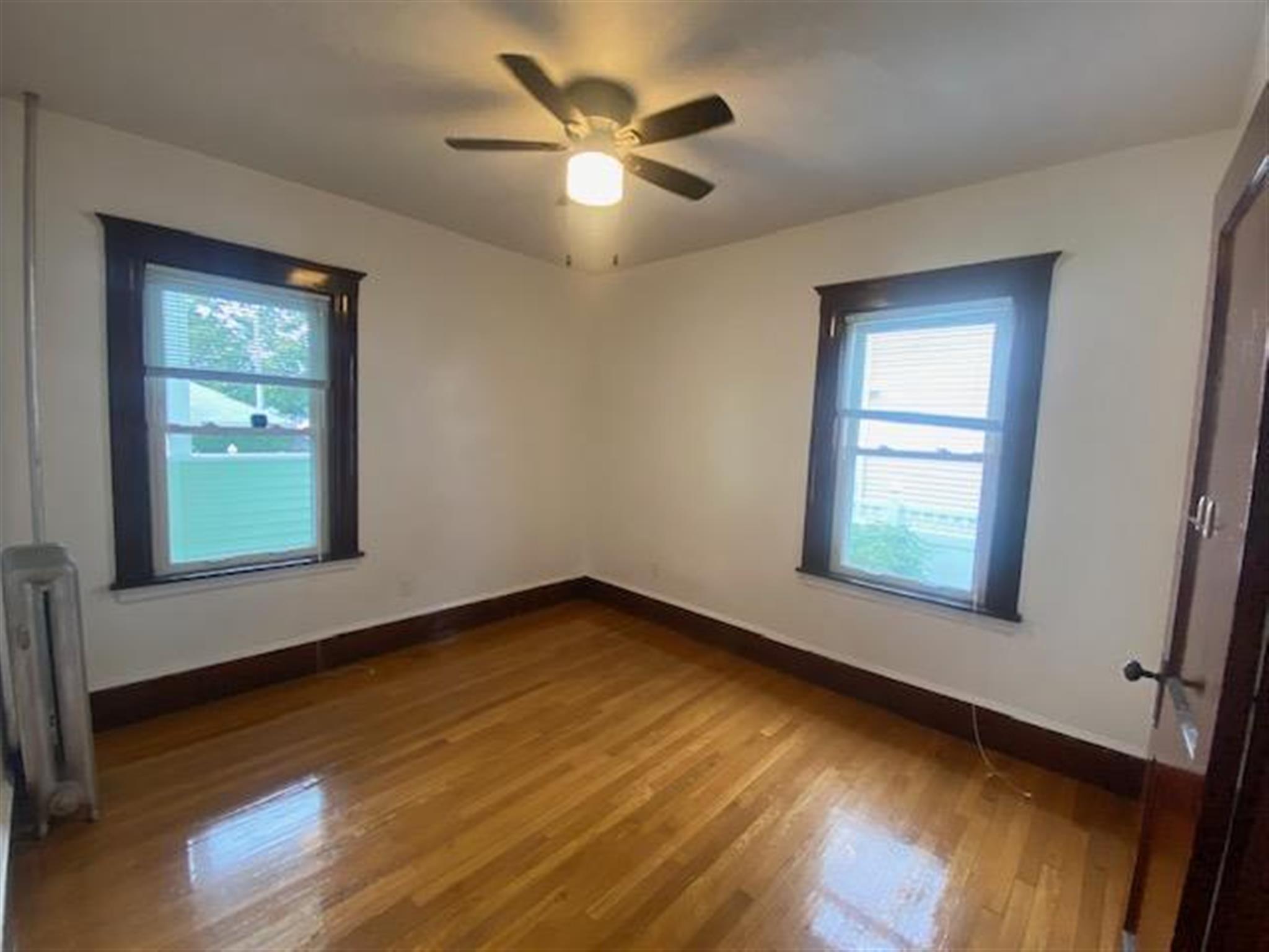 2 bed, 1 bath apartment for rent at 48 Bower St, Tufts University — photo 3 of 10